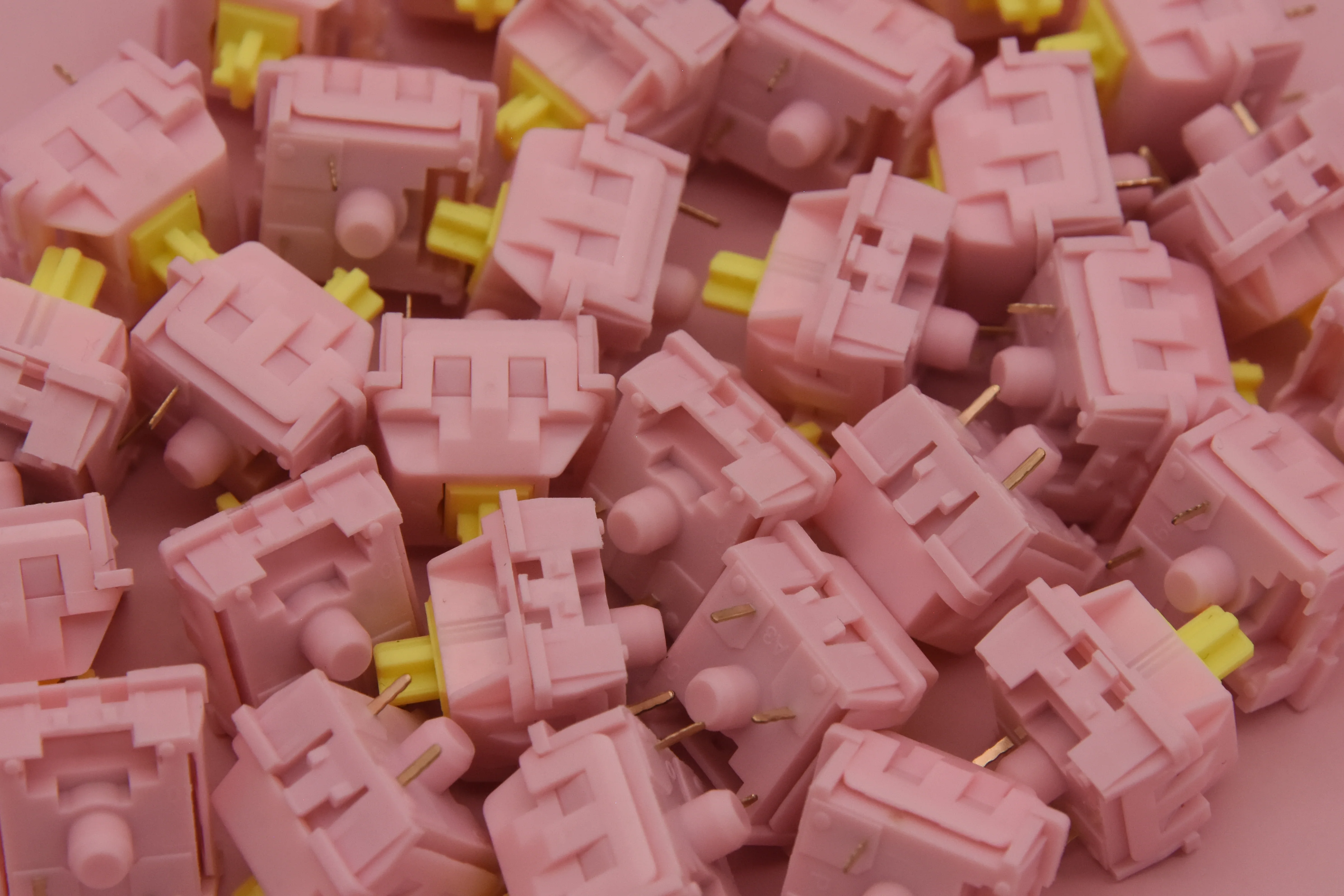 KTT PEACH LINEAR SWITCH FACTORY LUBED EDITION (10PCS) - Image 4