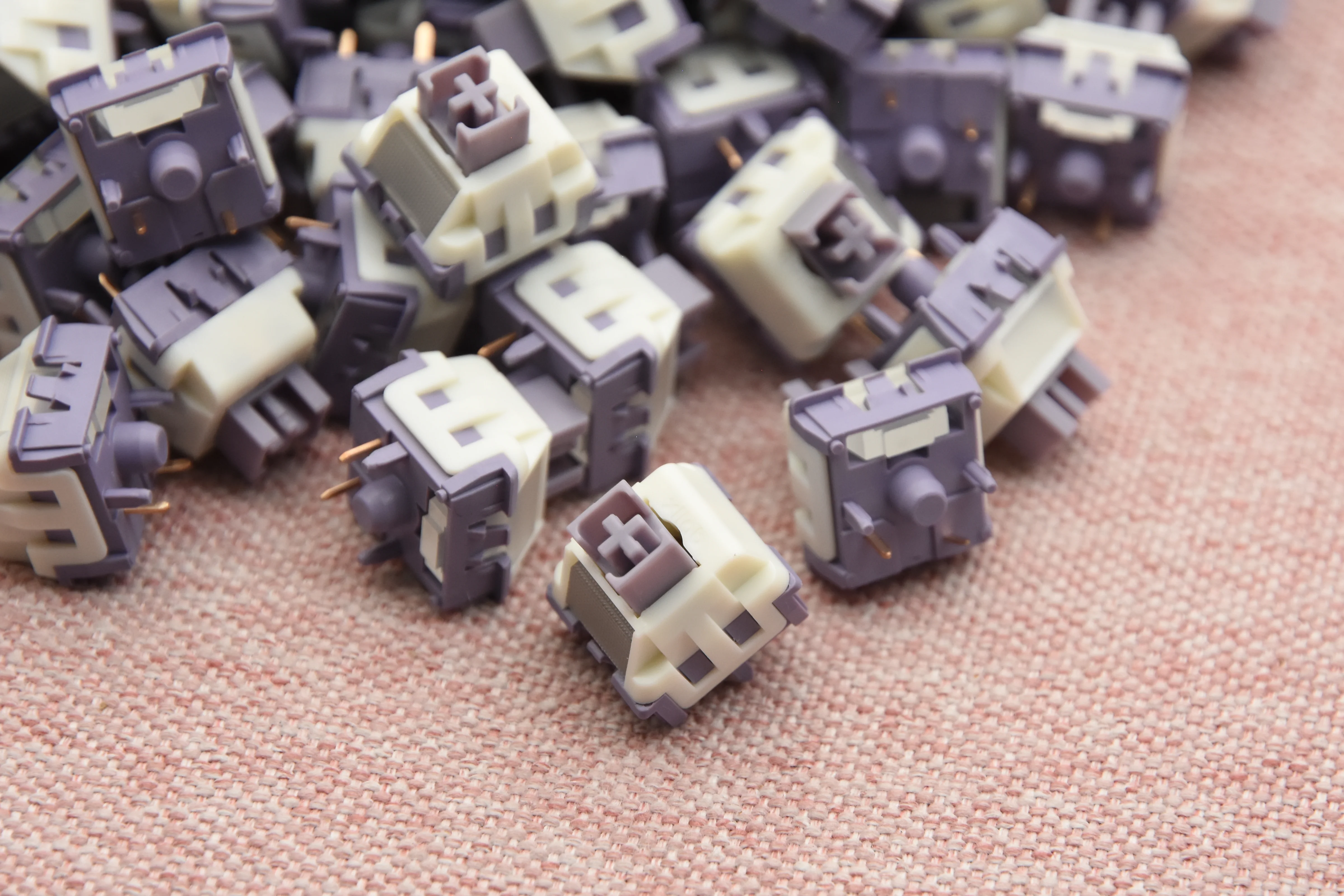 LICHICX YAMATAKE SILENT TACTILE SWITCH FACTORY LUBED EDITION (10PCS) - Image 3