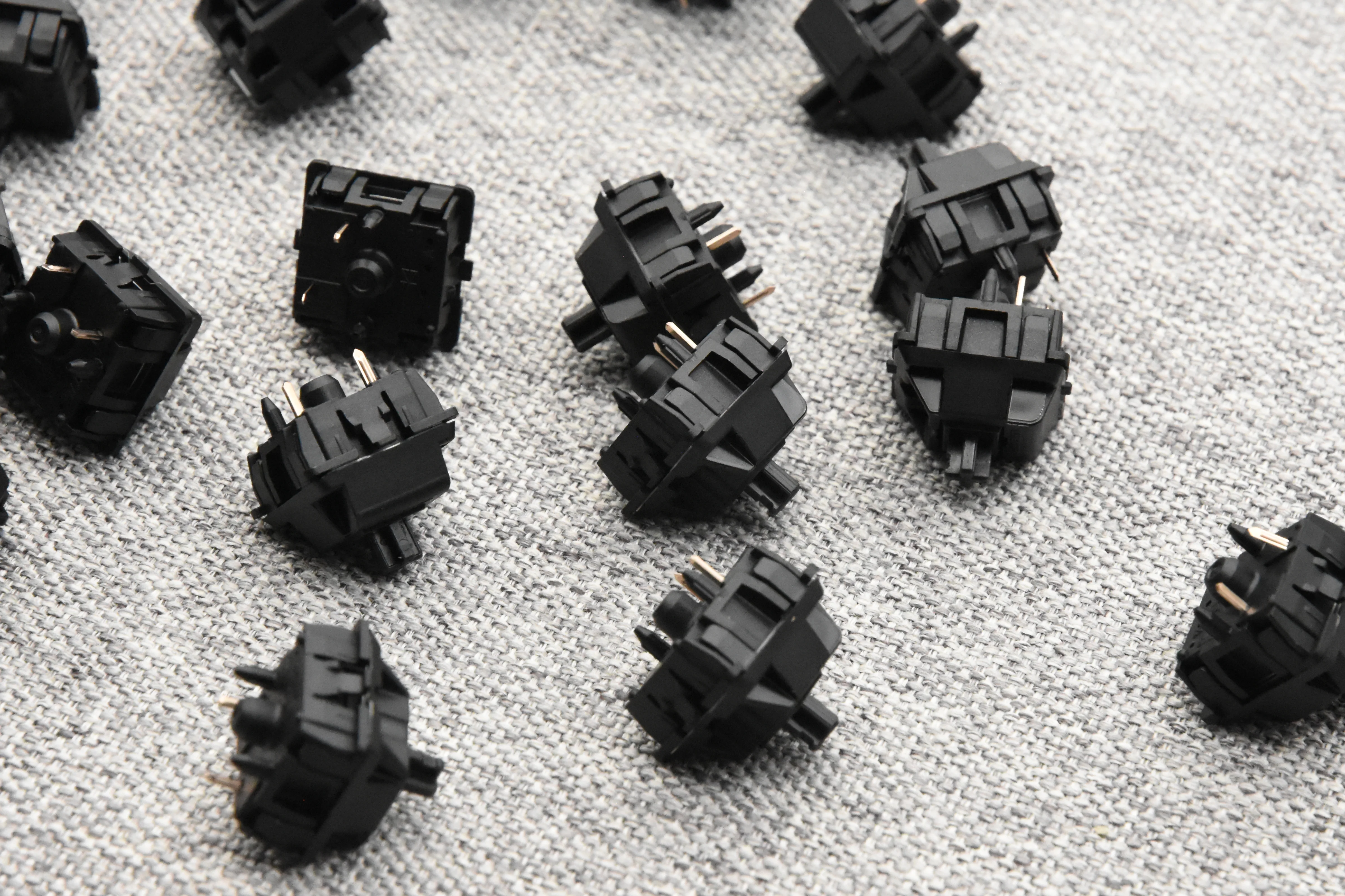 LUBED, FILMED, AND SPRING SWAPPED CHERRY MX SWITCHES (10PCS) - Image 15