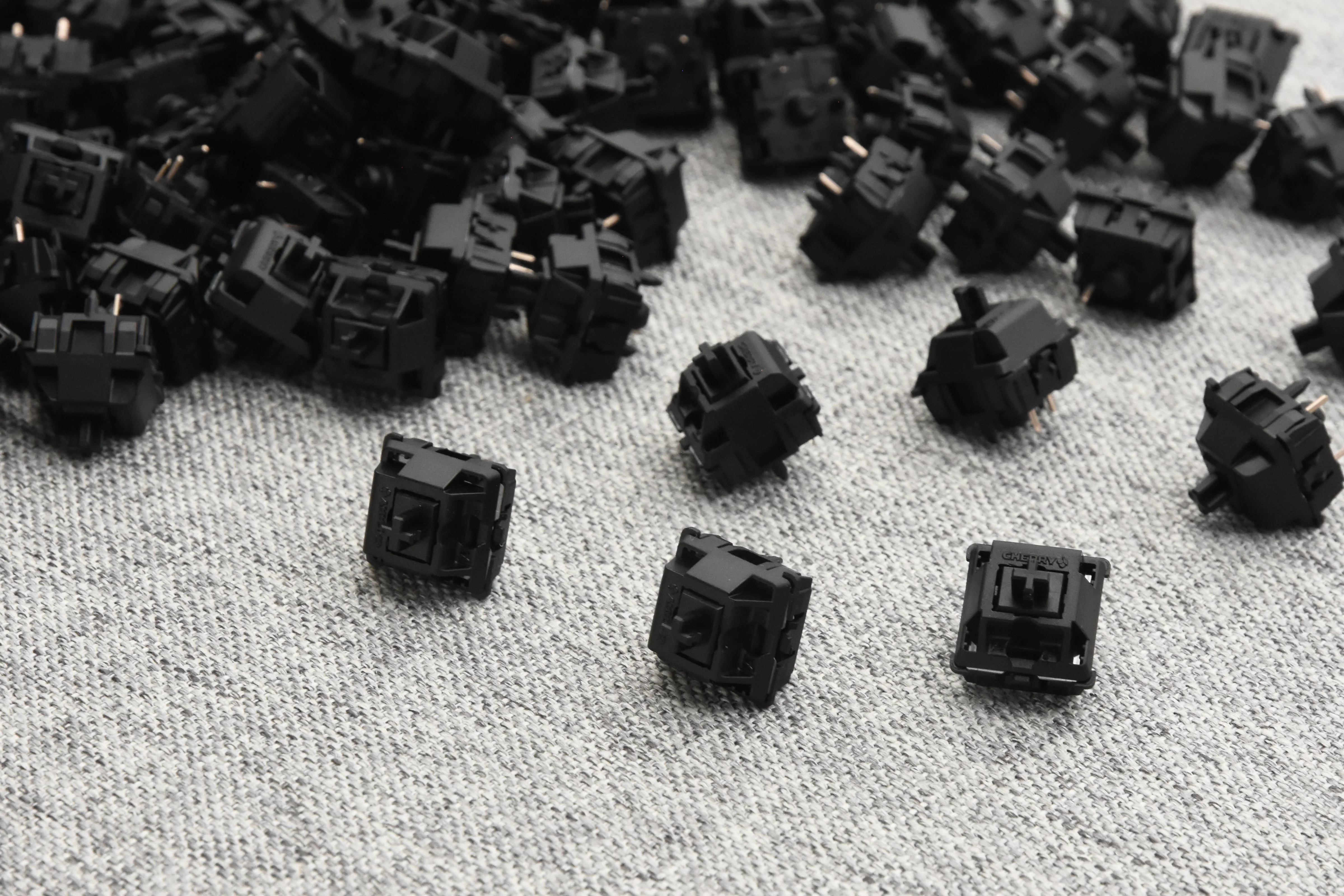 LUBED, FILMED, AND SPRING SWAPPED CHERRY MX SWITCHES (10PCS) - Image 32