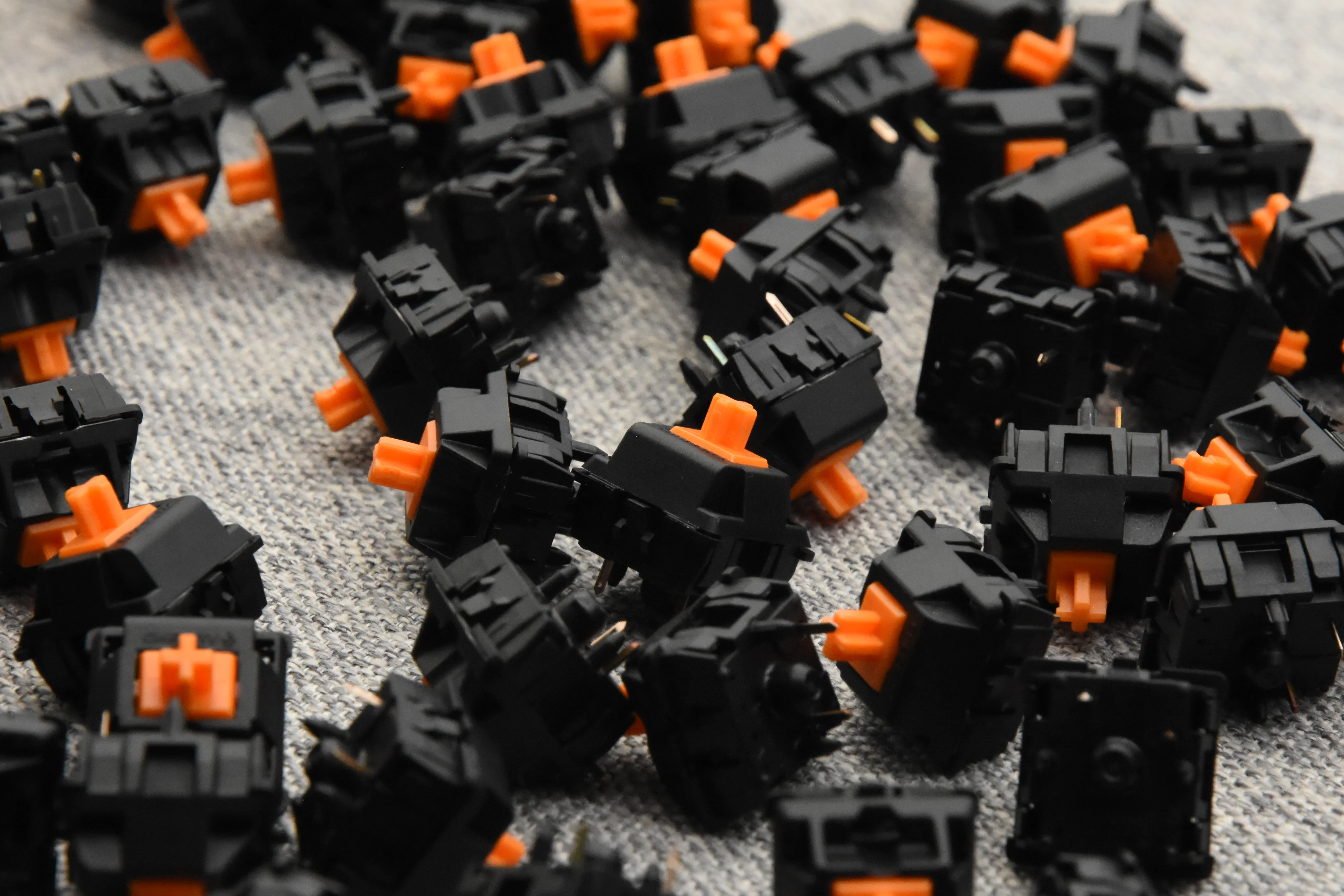 LUBED, FILMED, AND SPRING SWAPPED CHERRY MX SWITCHES (10PCS) - Image 46