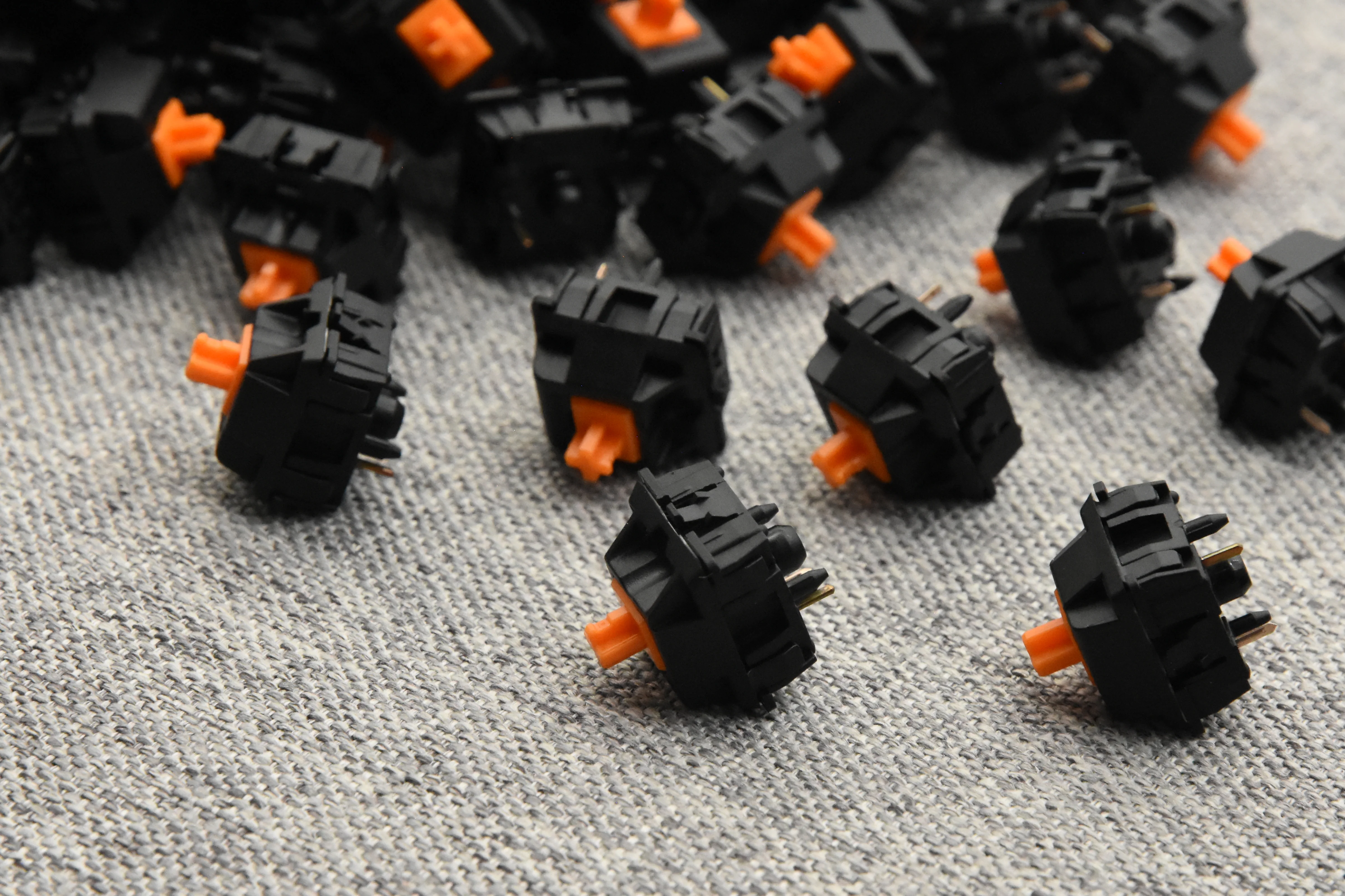 LUBED, FILMED, AND SPRING SWAPPED CHERRY MX SWITCHES (10PCS) - Image 53