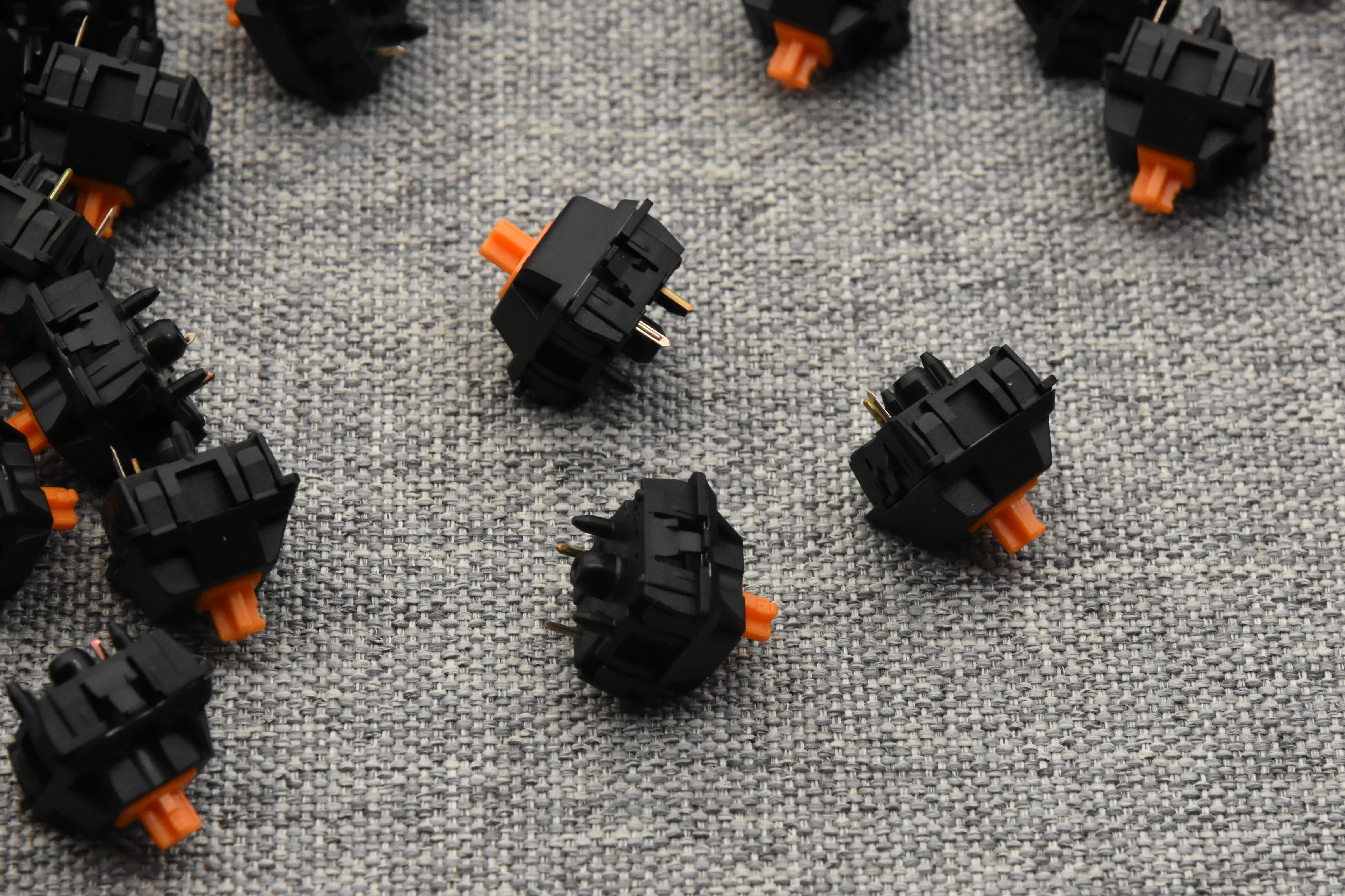 LUBED, FILMED, AND SPRING SWAPPED CHERRY MX SWITCHES (10PCS) - Image 55