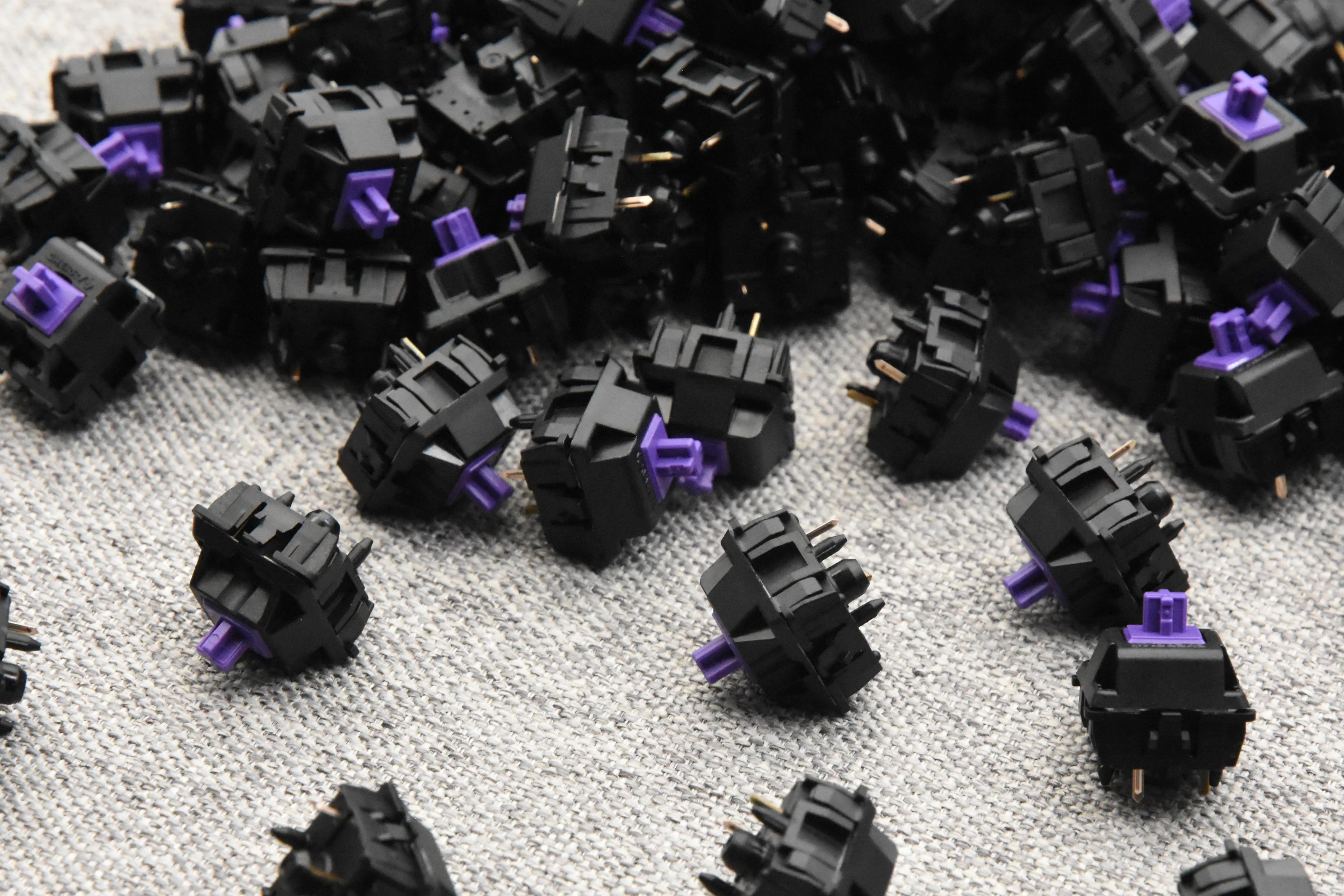 LUBED, FILMED, AND SPRING SWAPPED CHERRY MX SWITCHES (10PCS) - Image 63