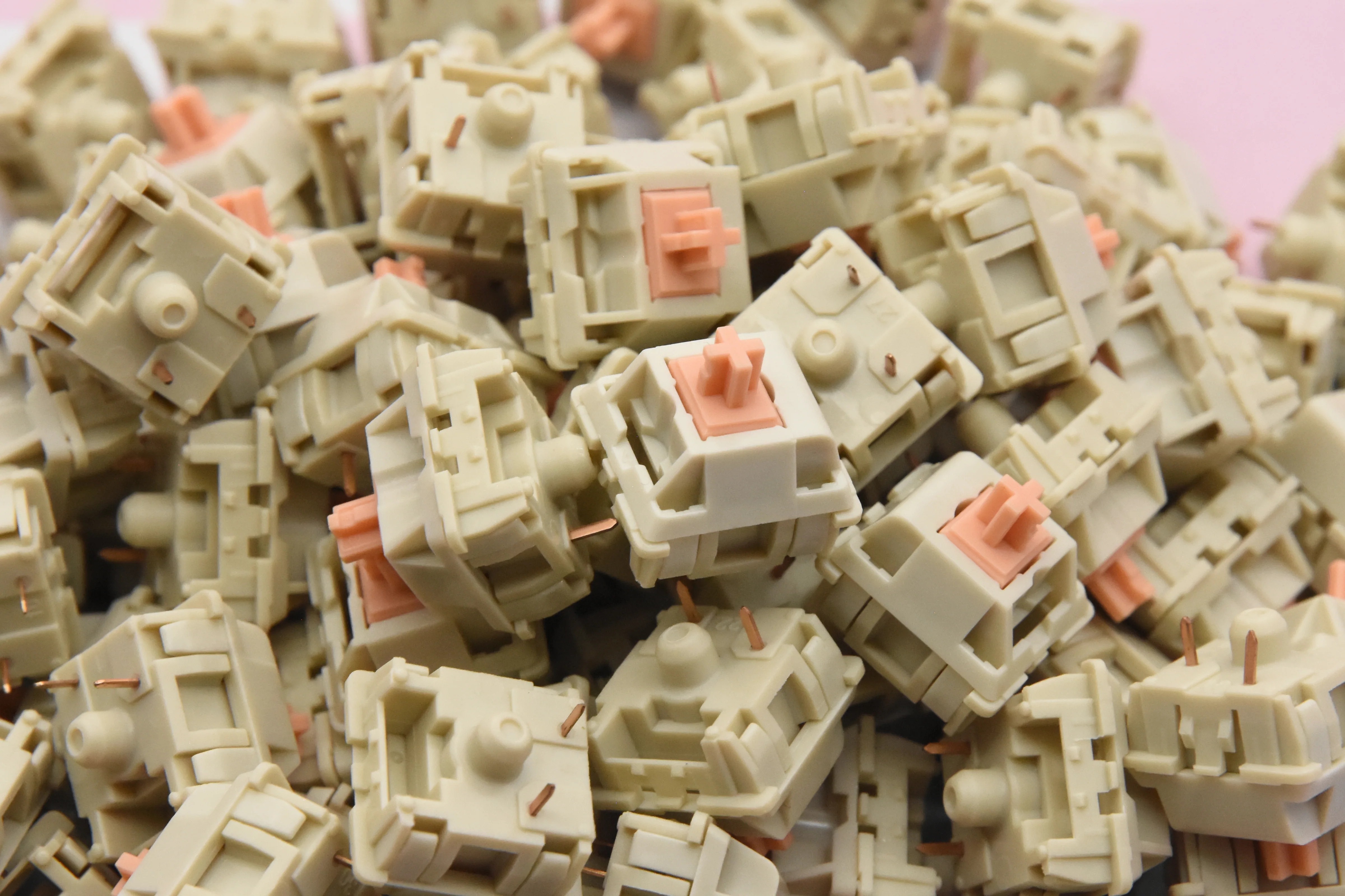 MMD HOLY PANDA V3 TACTILE SWITCH FACTORY LUBED EDITION (10PCS) - Image 3