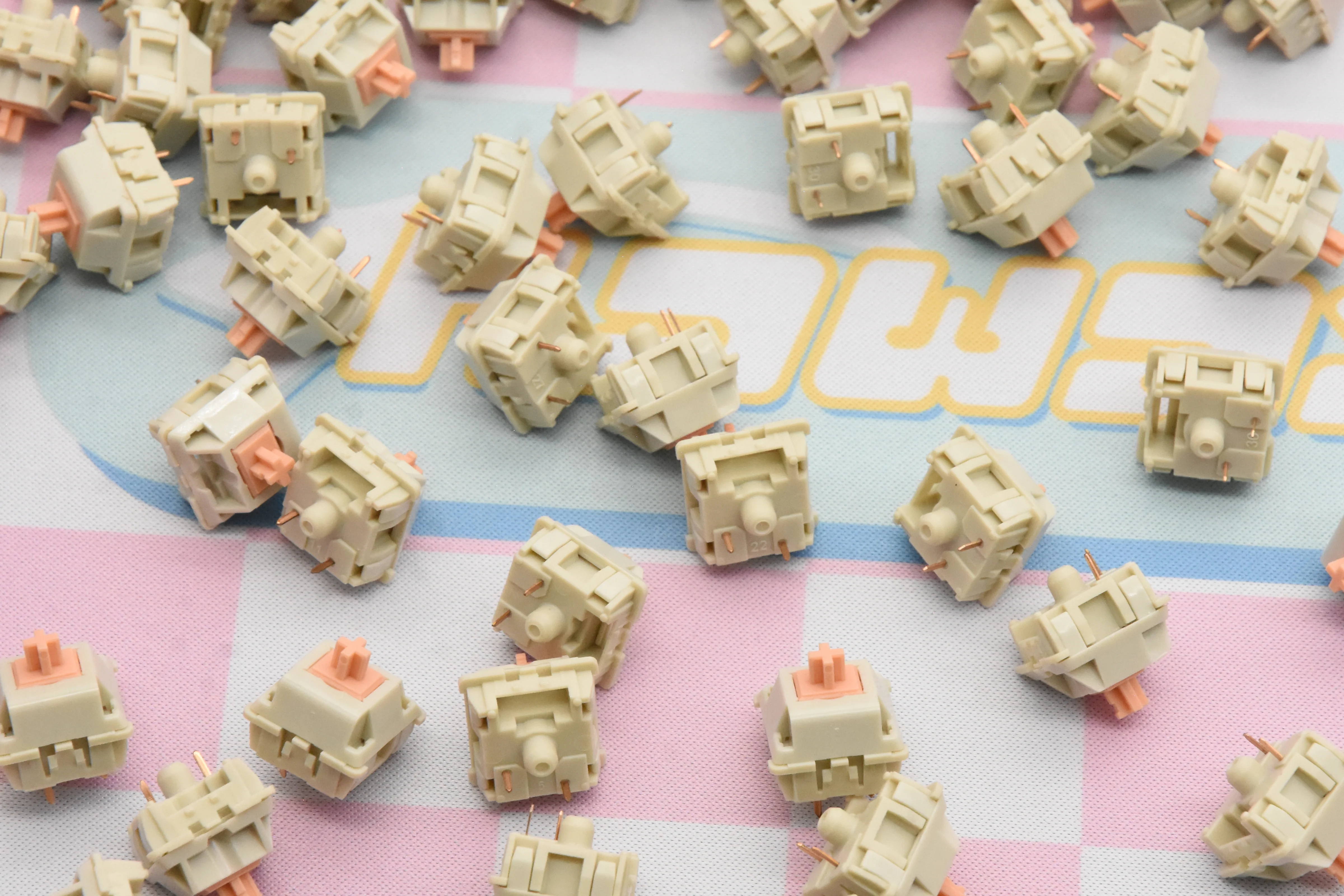 MMD HOLY PANDA V3 TACTILE SWITCH FACTORY LUBED EDITION (10PCS) - Image 8
