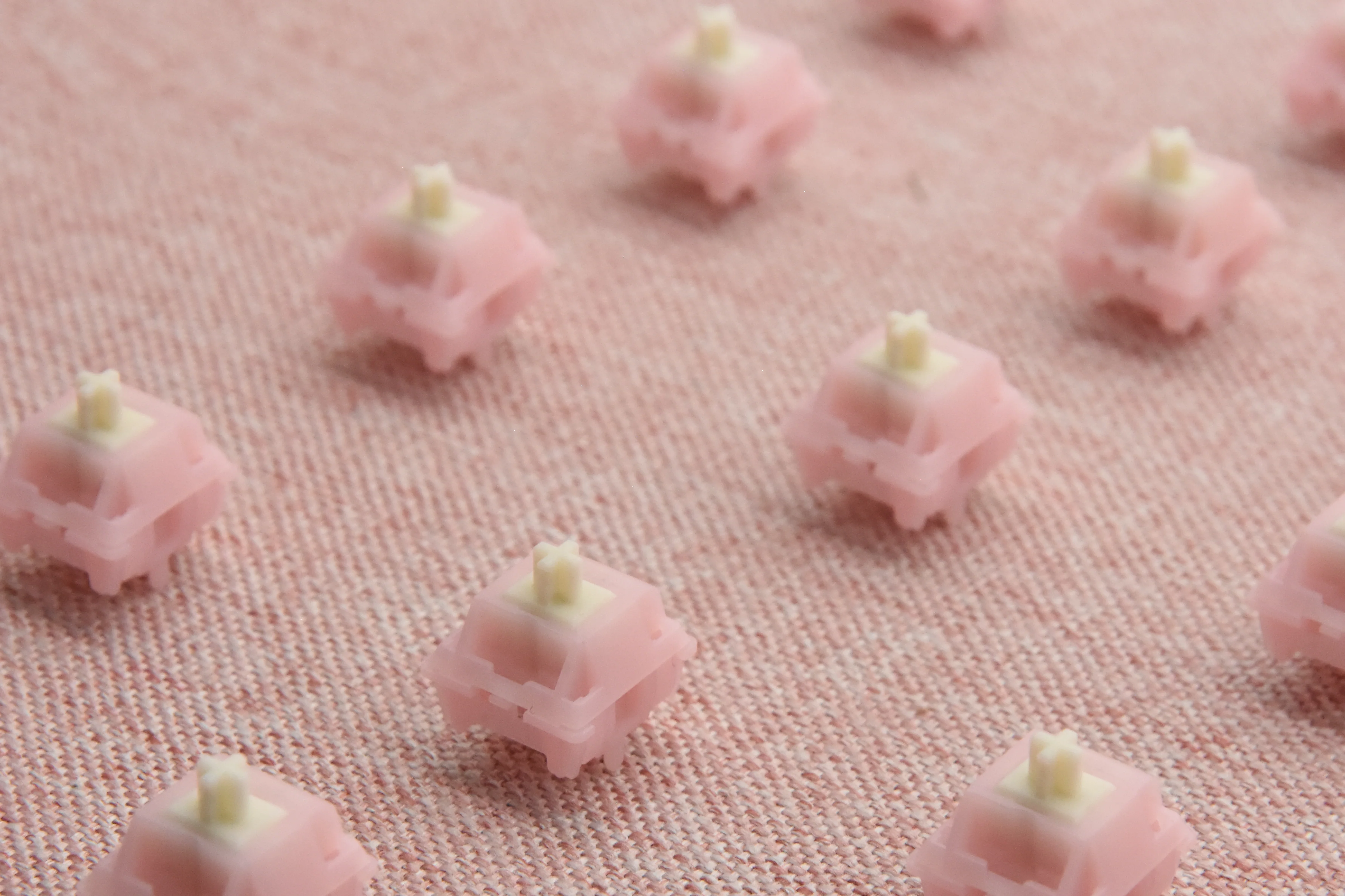 MMD PRINCESS SILENT PINK LINEAR SWITCH FACTORY LUBED (10PCS) - Image 8