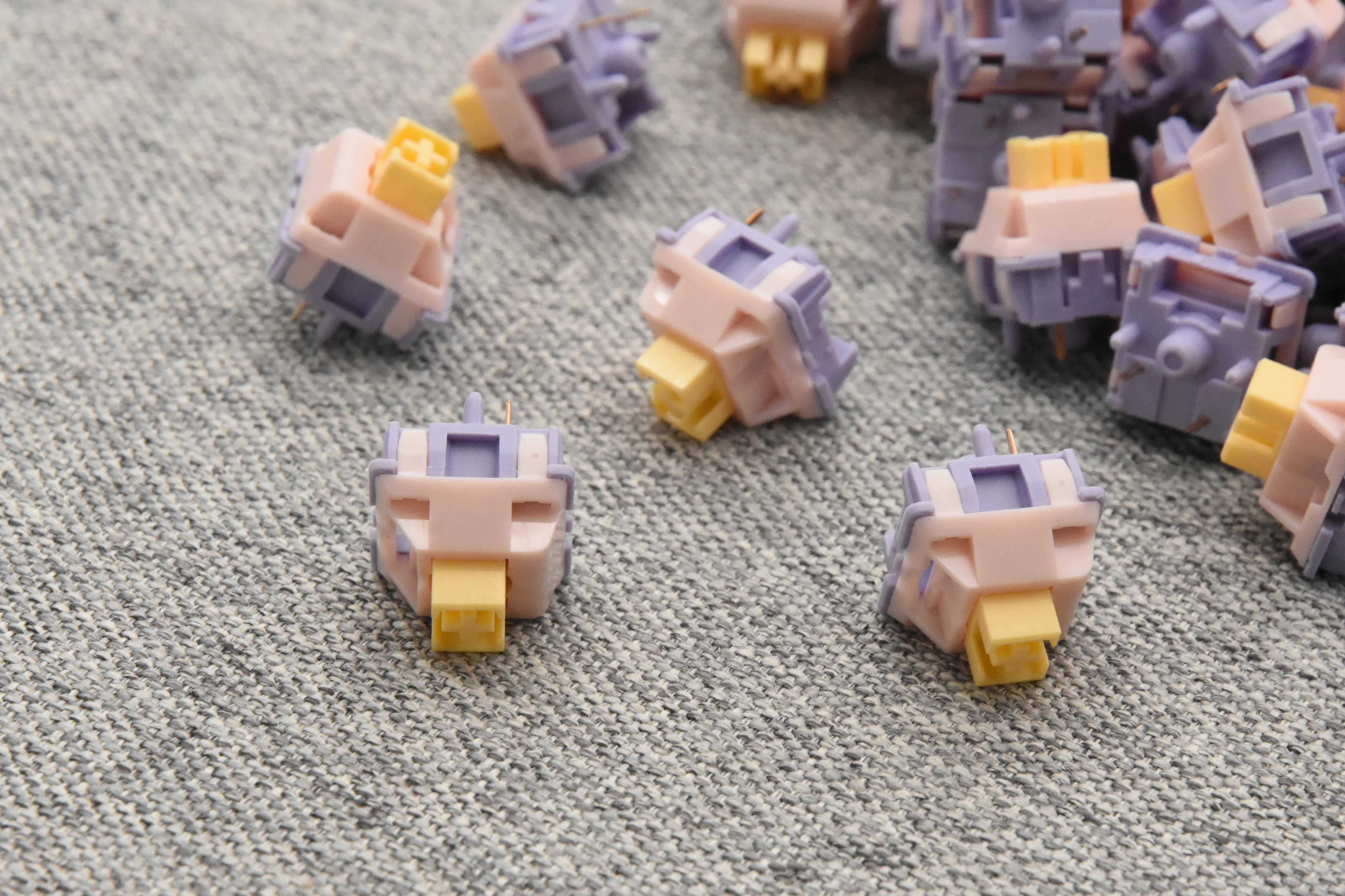 MMD PRINCESS TACTILE V3 SWITCH FACTORY LUBED EDITION (10PCS) - Image 2