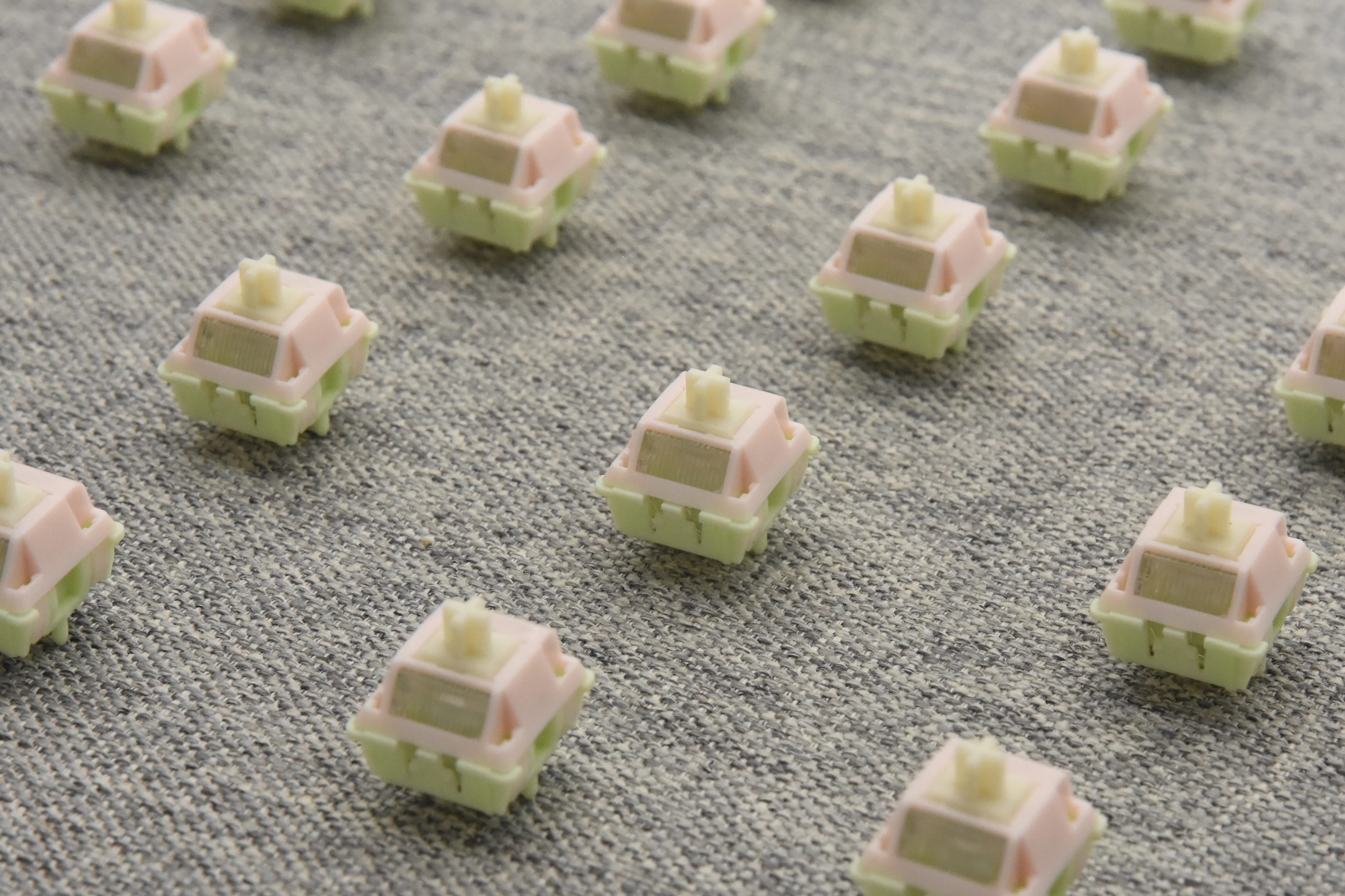 MMD VIVIAN LINEAR SWITCH FACTORY LUBED EDITION (10PCS) - Image 11