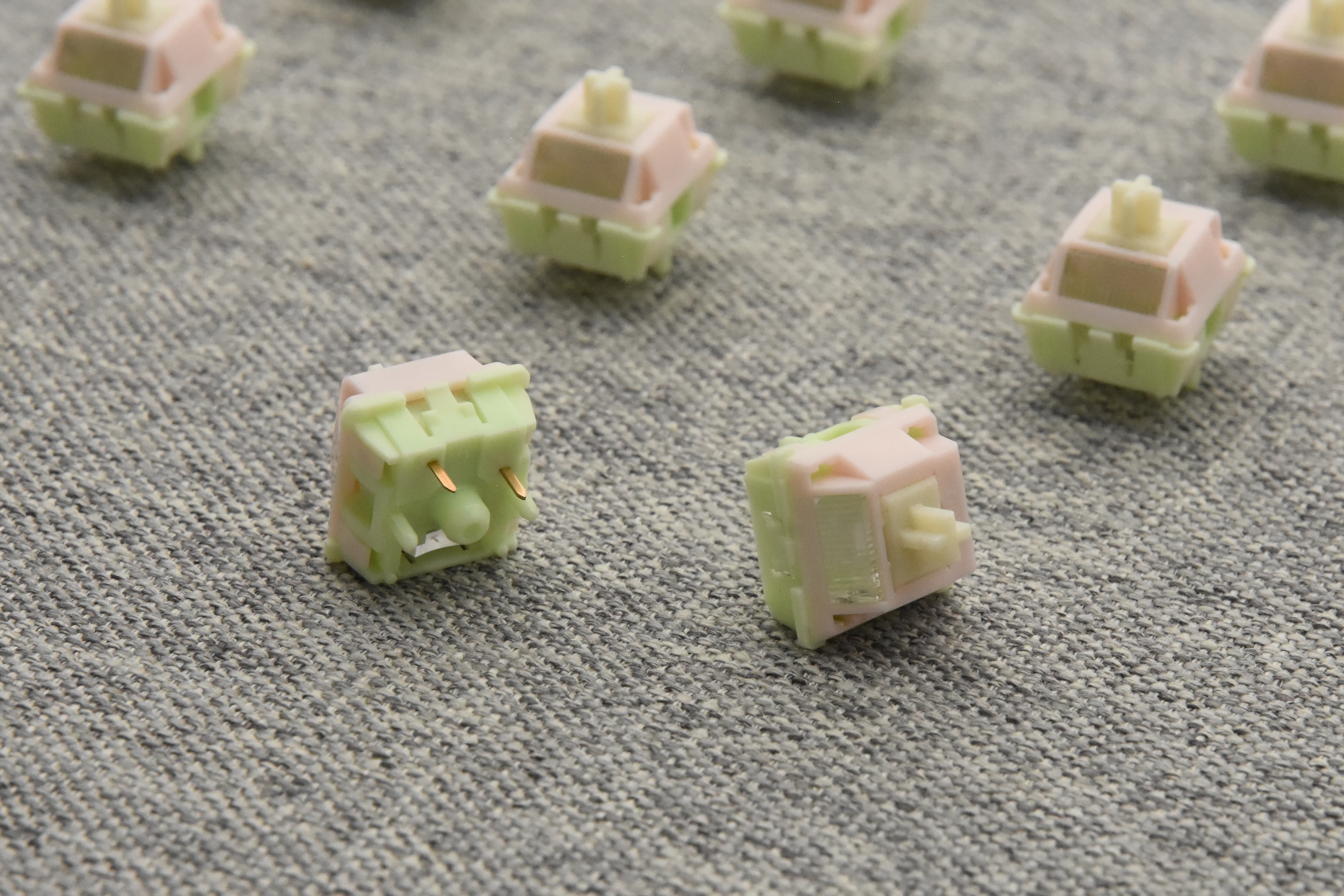 MMD VIVIAN LINEAR SWITCH FACTORY LUBED EDITION (10PCS) - Image 13