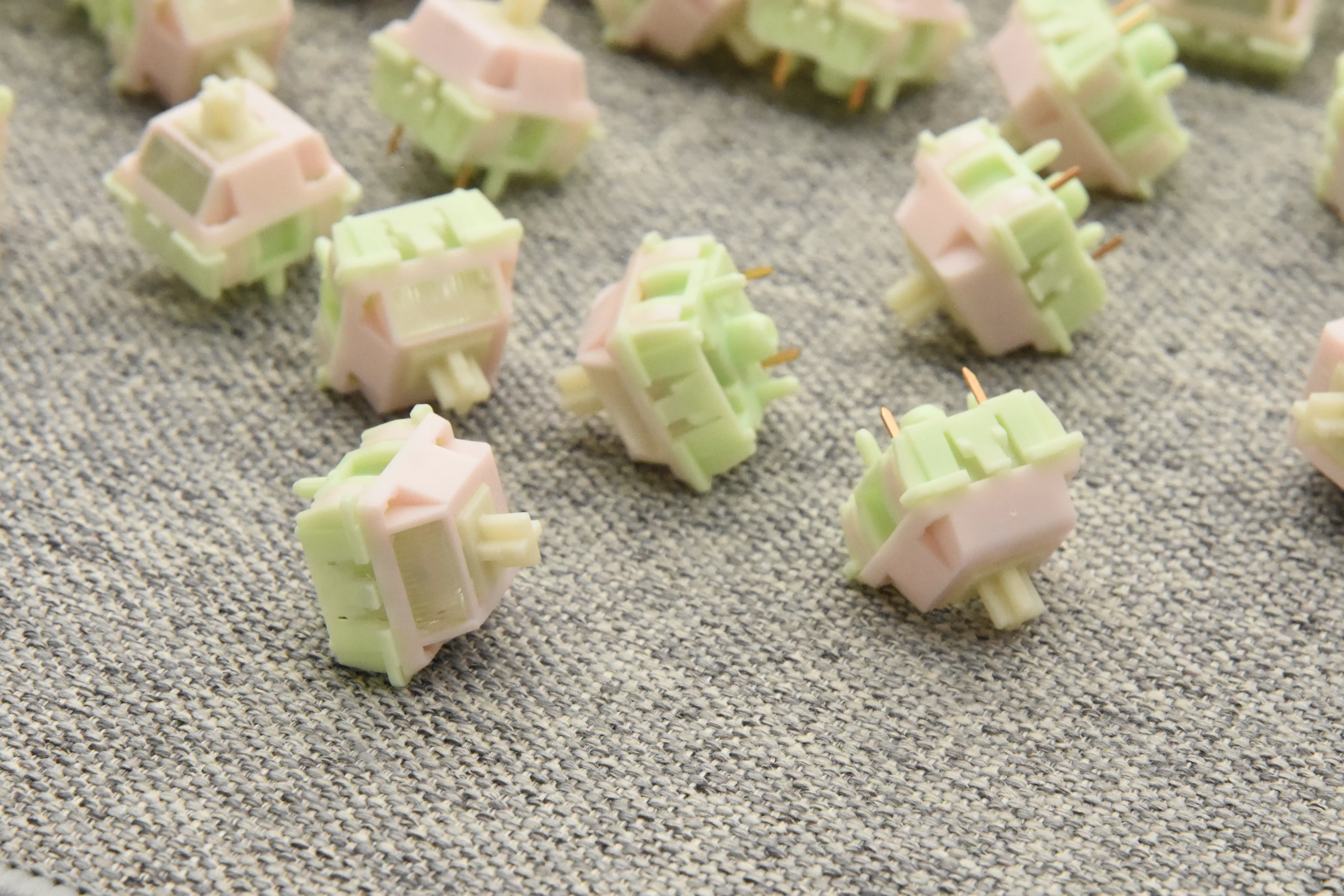 MMD VIVIAN LINEAR SWITCH FACTORY LUBED EDITION (10PCS) - Image 8