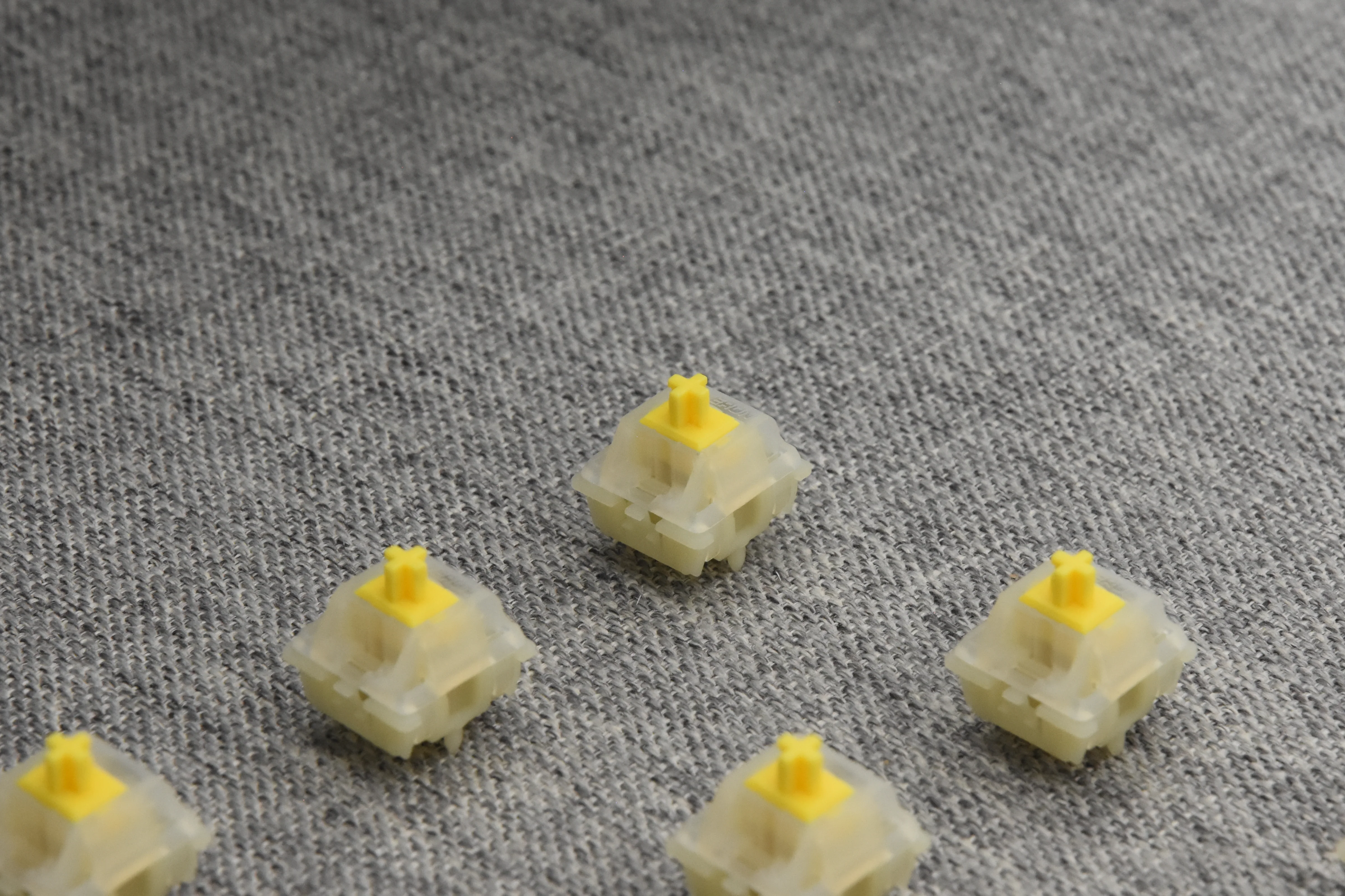 HAND LUBED AND MODDED GATERON MILKY YELLOW PRO LINEAR SWITCH (10 PCS) - Image 13