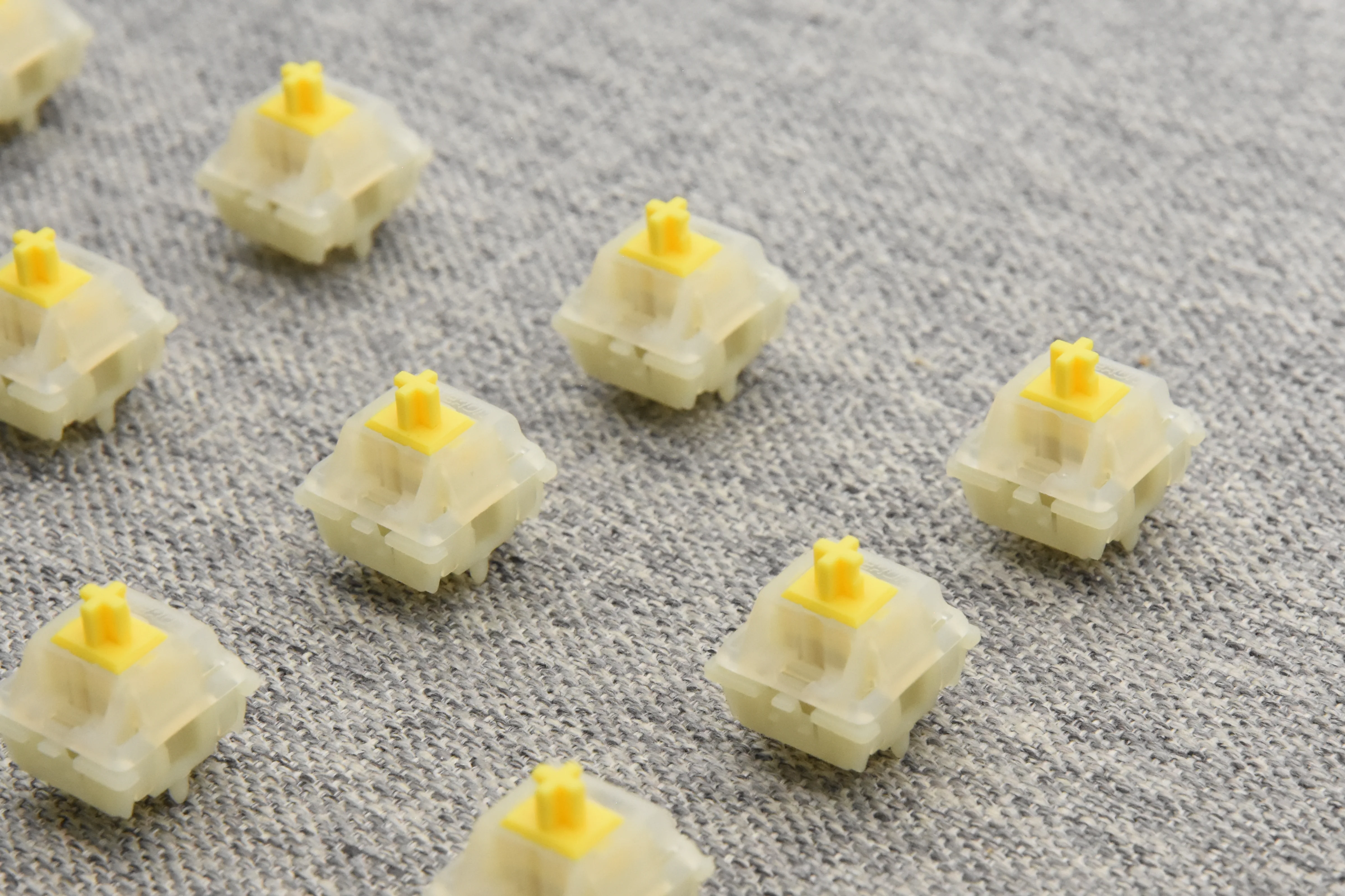 HAND LUBED AND MODDED GATERON MILKY YELLOW PRO LINEAR SWITCH (10 PCS) - Image 9