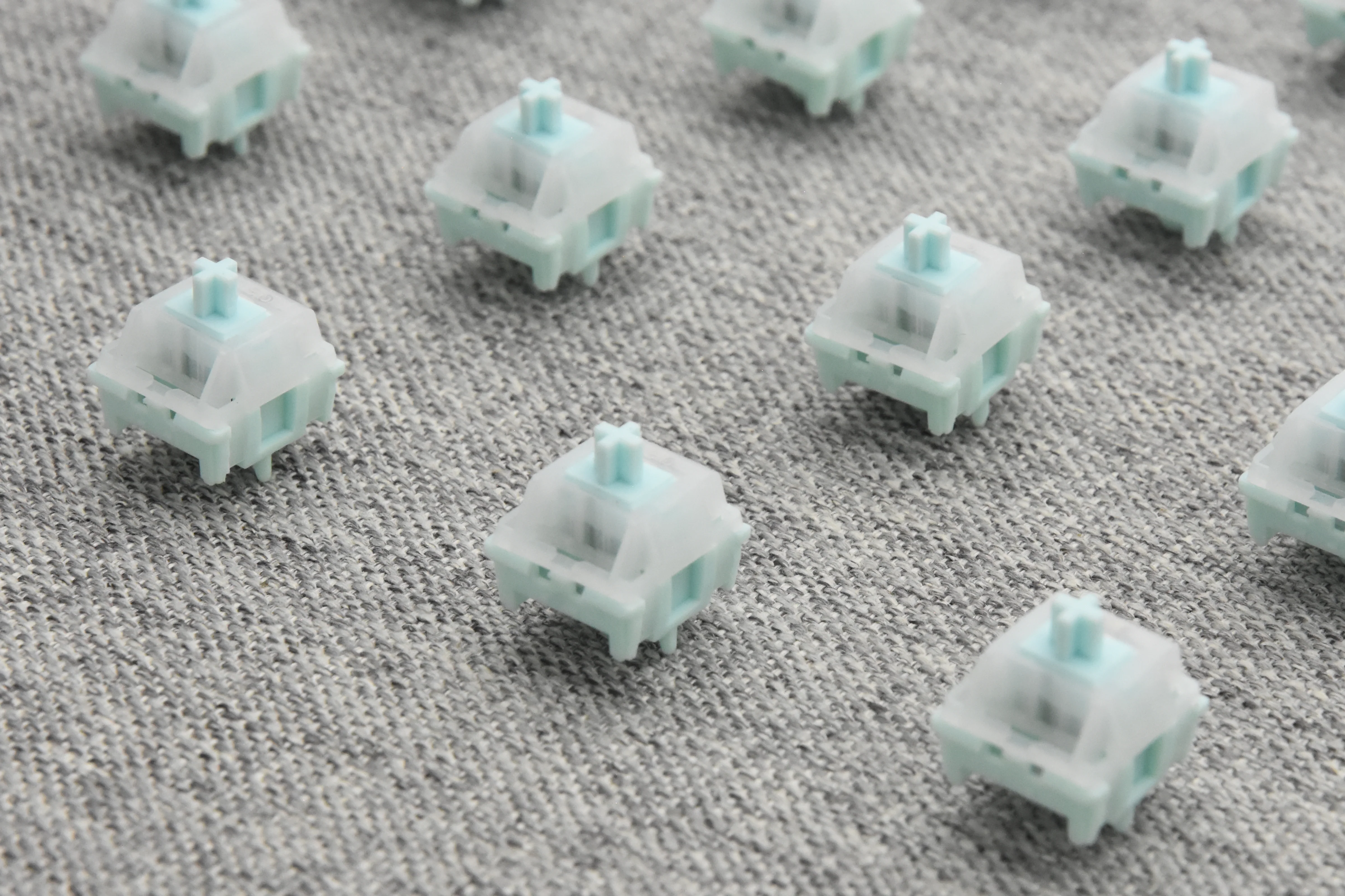 NEO X HMX AZURE LINEAR SWITCH FACTORY LUBED EDITION (10PCS) - Image 13