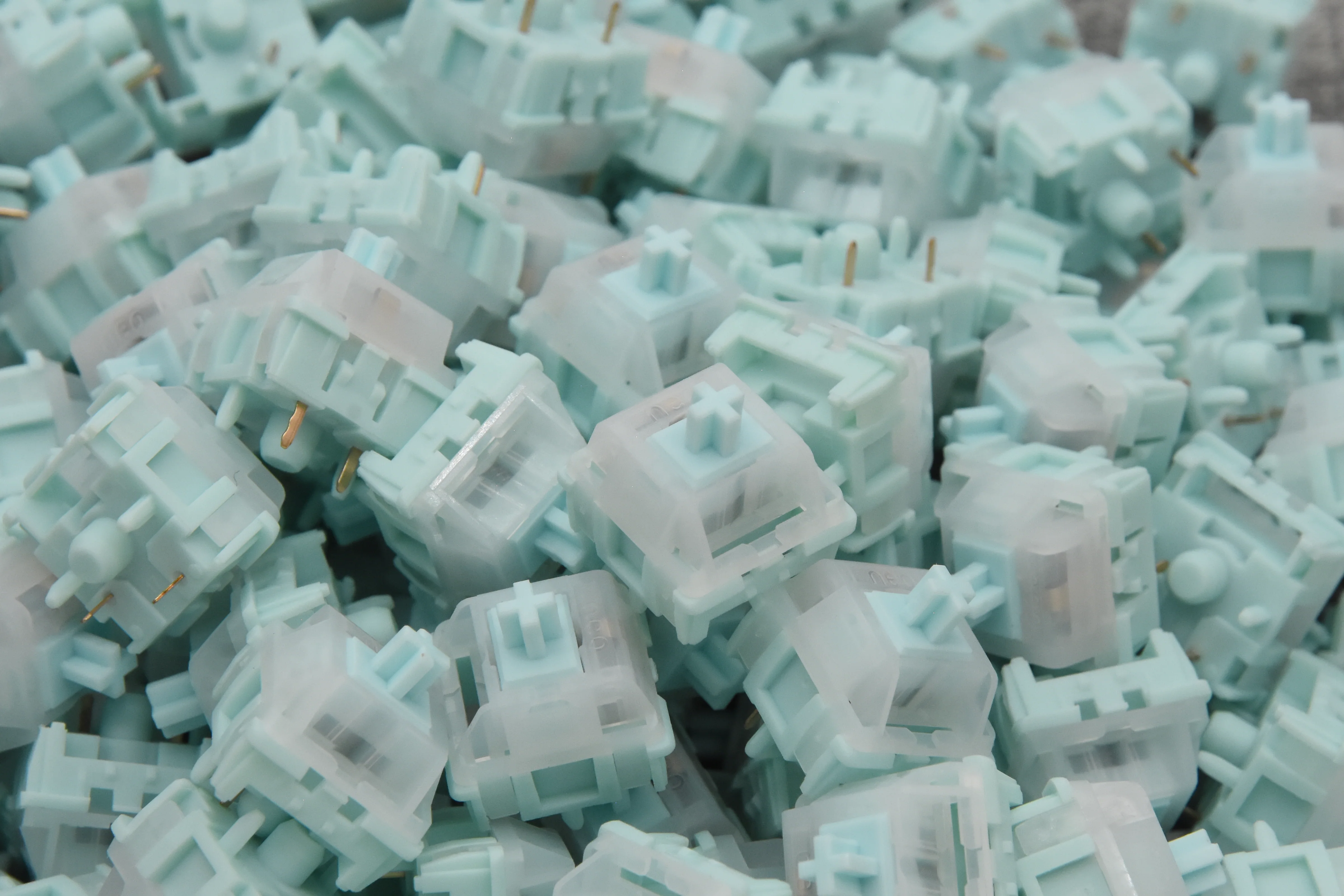NEO X HMX AZURE LINEAR SWITCH FACTORY LUBED EDITION (10PCS) - Image 2