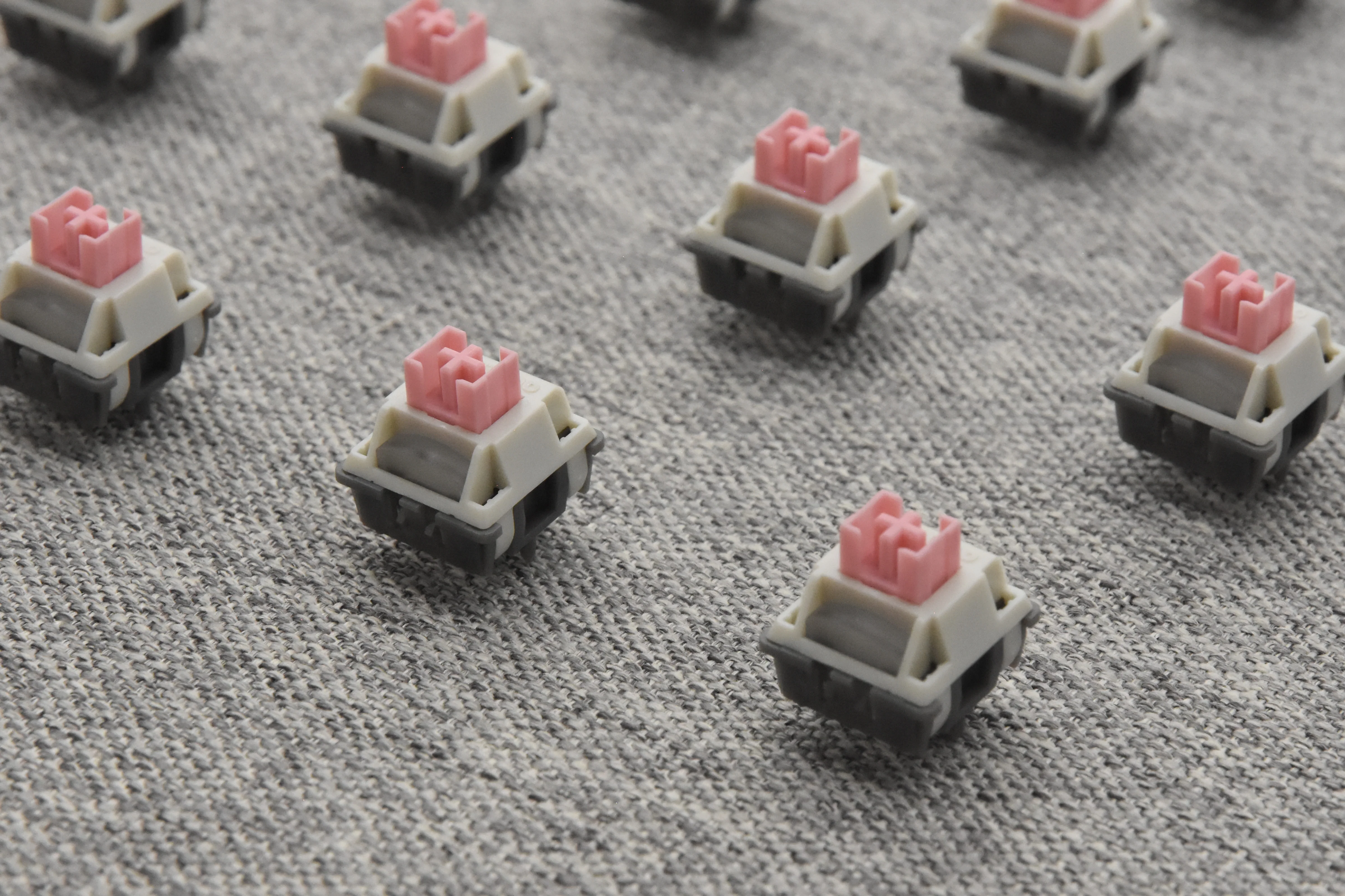 OUTEMU BUTTERFLY SILENT LINEAR SWITCH FACTORY LUBED EDITION (10pcs) - Image 14