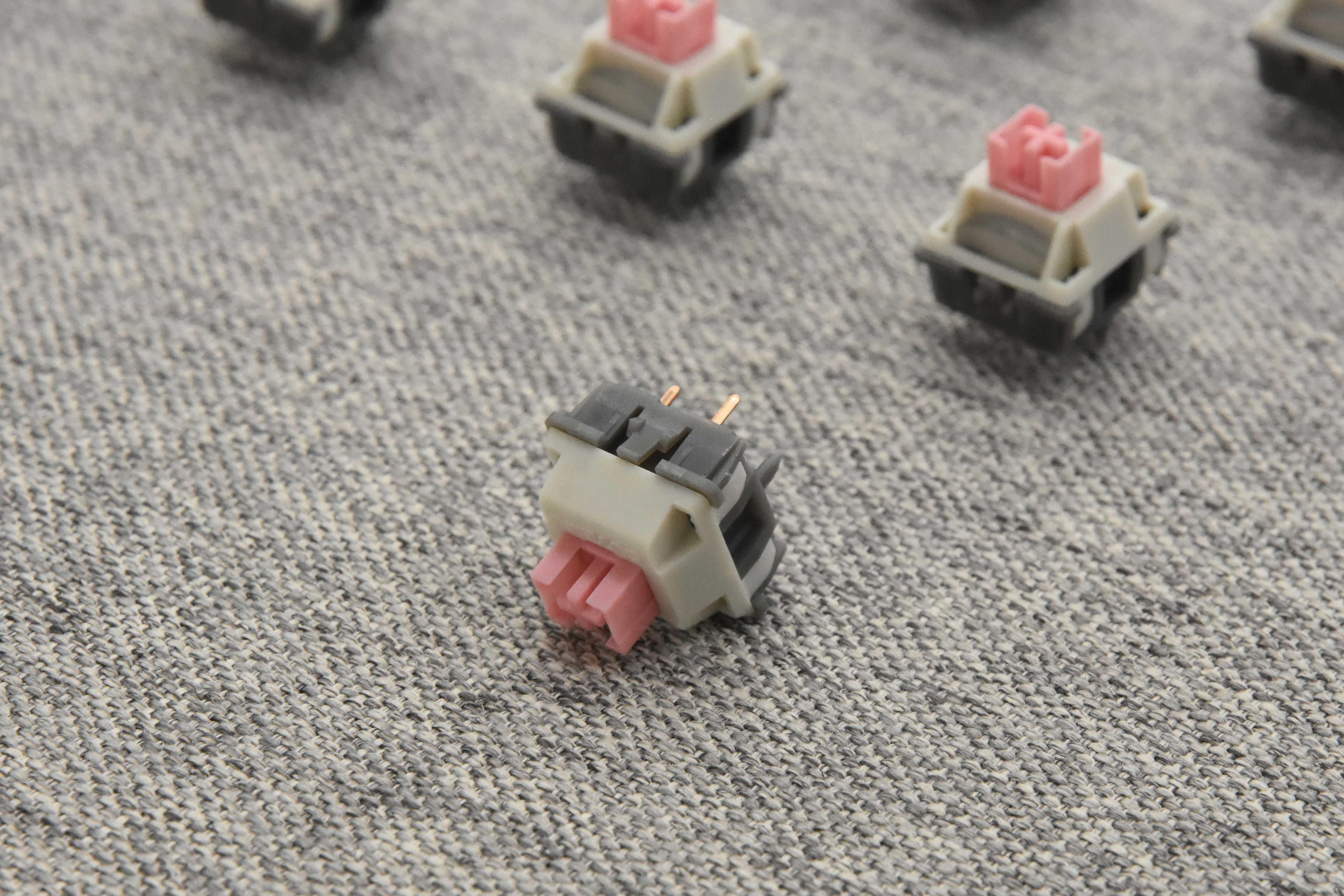 OUTEMU BUTTERFLY SILENT LINEAR SWITCH FACTORY LUBED EDITION (10pcs) - Image 16