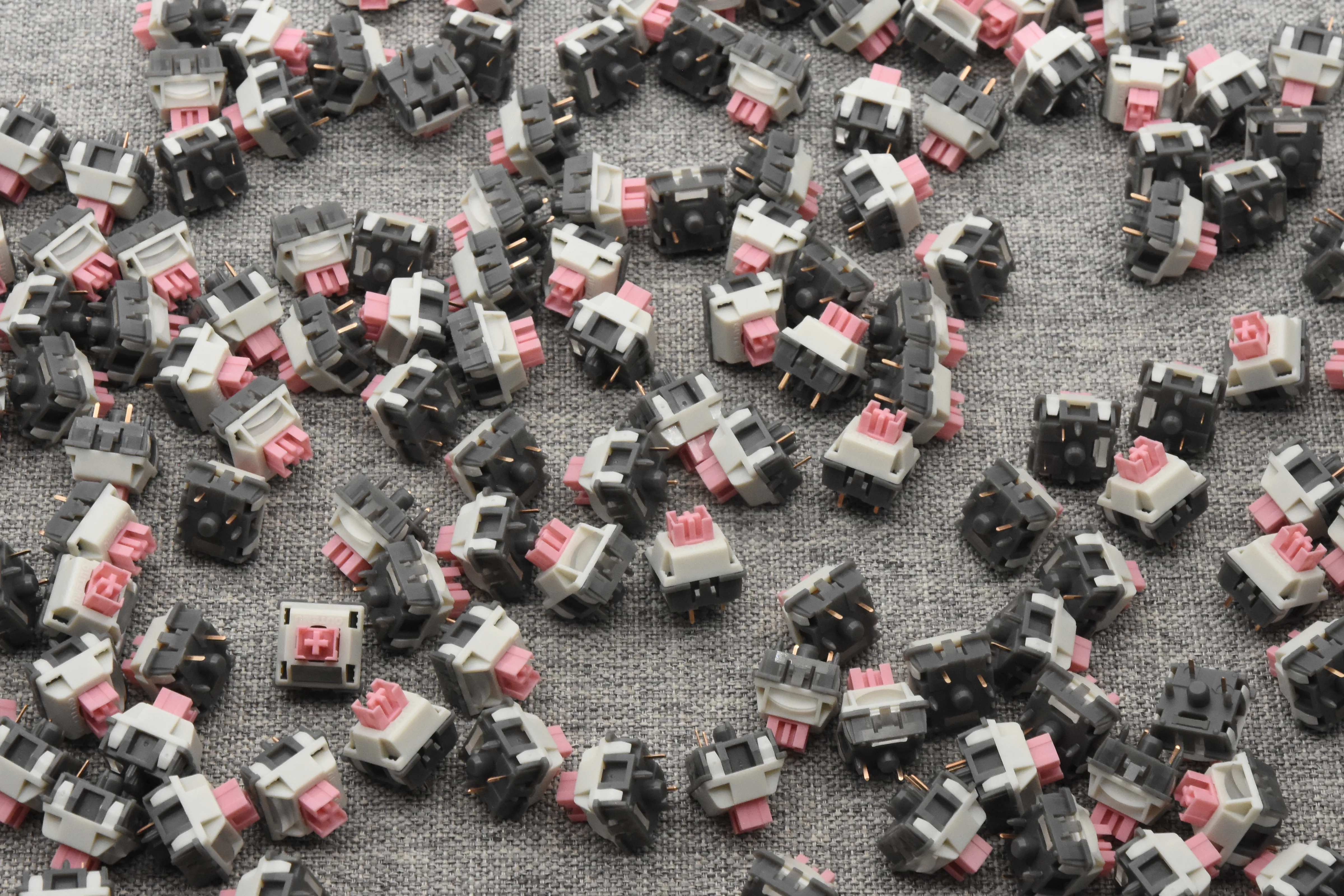 OUTEMU BUTTERFLY SILENT LINEAR SWITCH FACTORY LUBED EDITION (10pcs) - Image 8