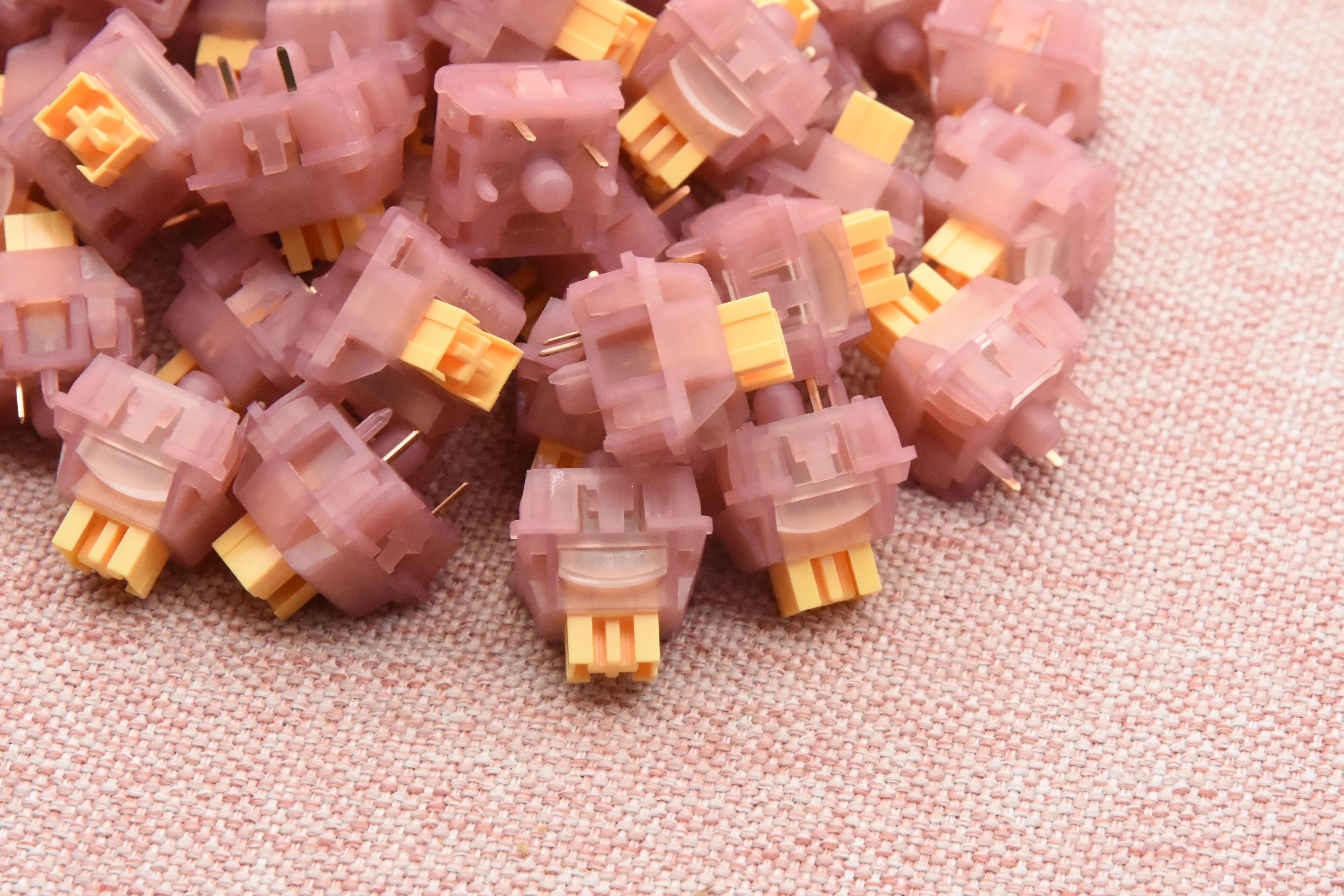 OUTEMU SILENT HONEY PEACH V3 LINEAR SWITCH FACTORY LUBED (10PCS) - Image 6