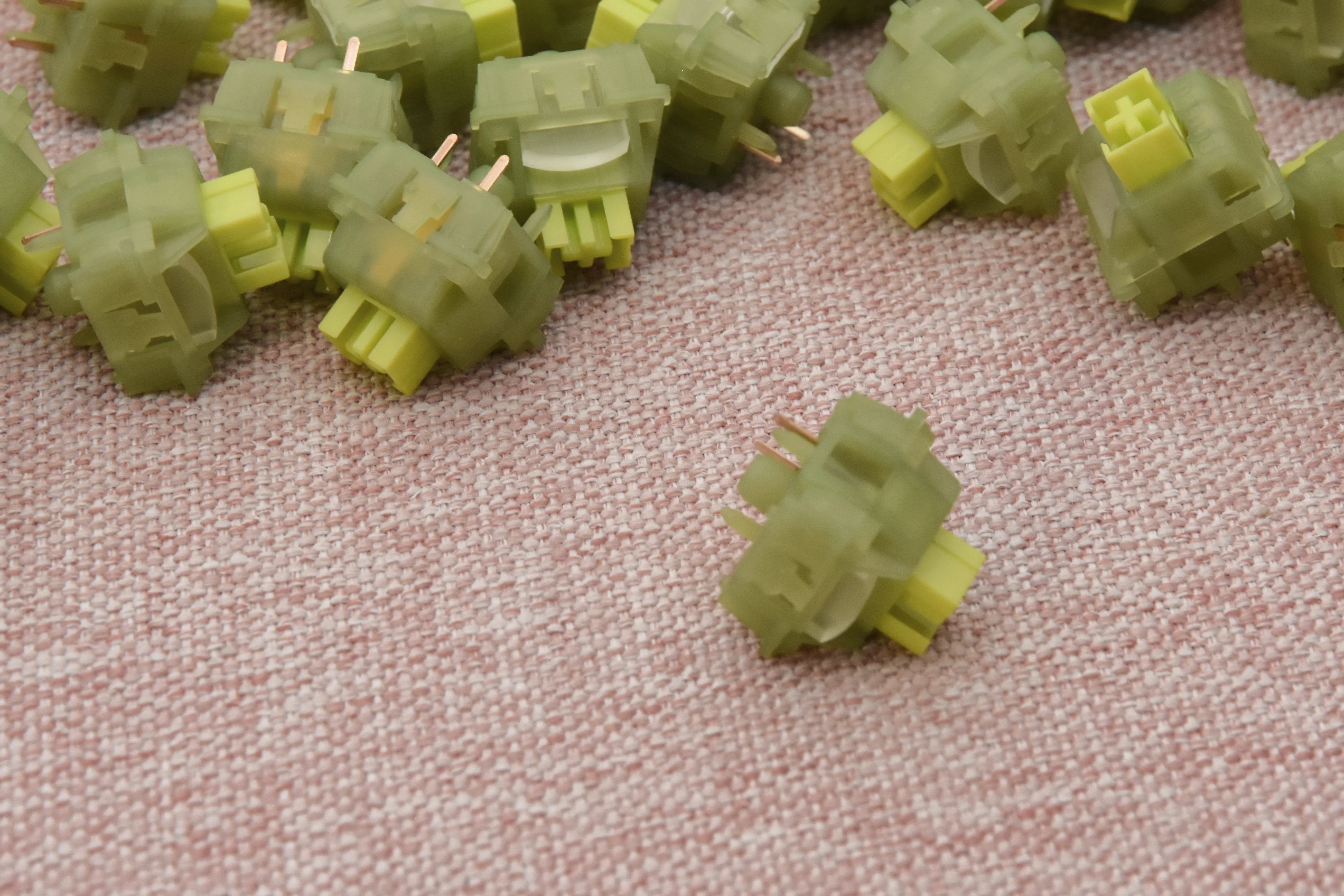 OUTEMU SILENT LIME V3 TACTILE SWITCH FACTORY LUBED (10PCS) - Image 14