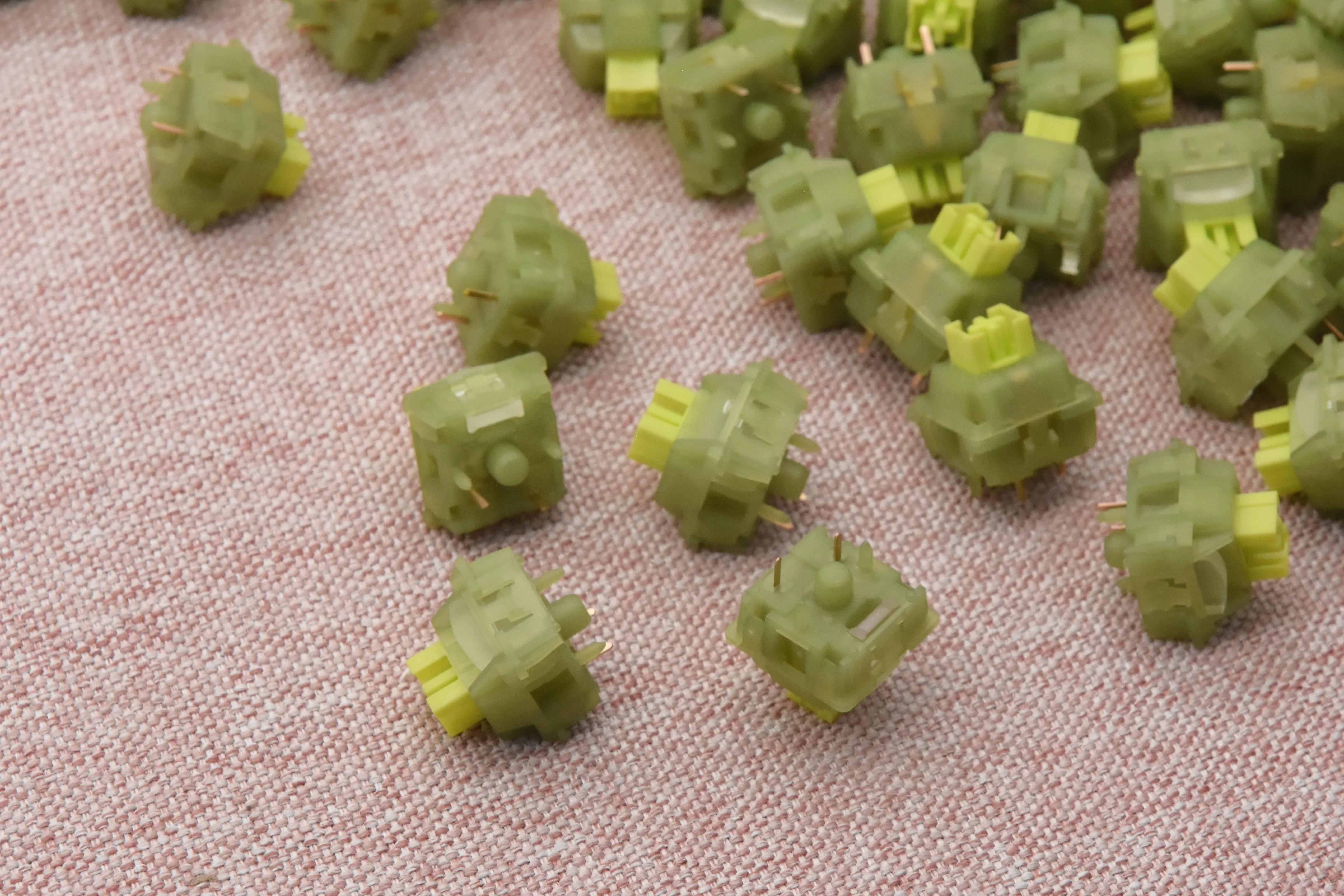 OUTEMU SILENT LIME V3 TACTILE SWITCH FACTORY LUBED (10PCS) - Image 15