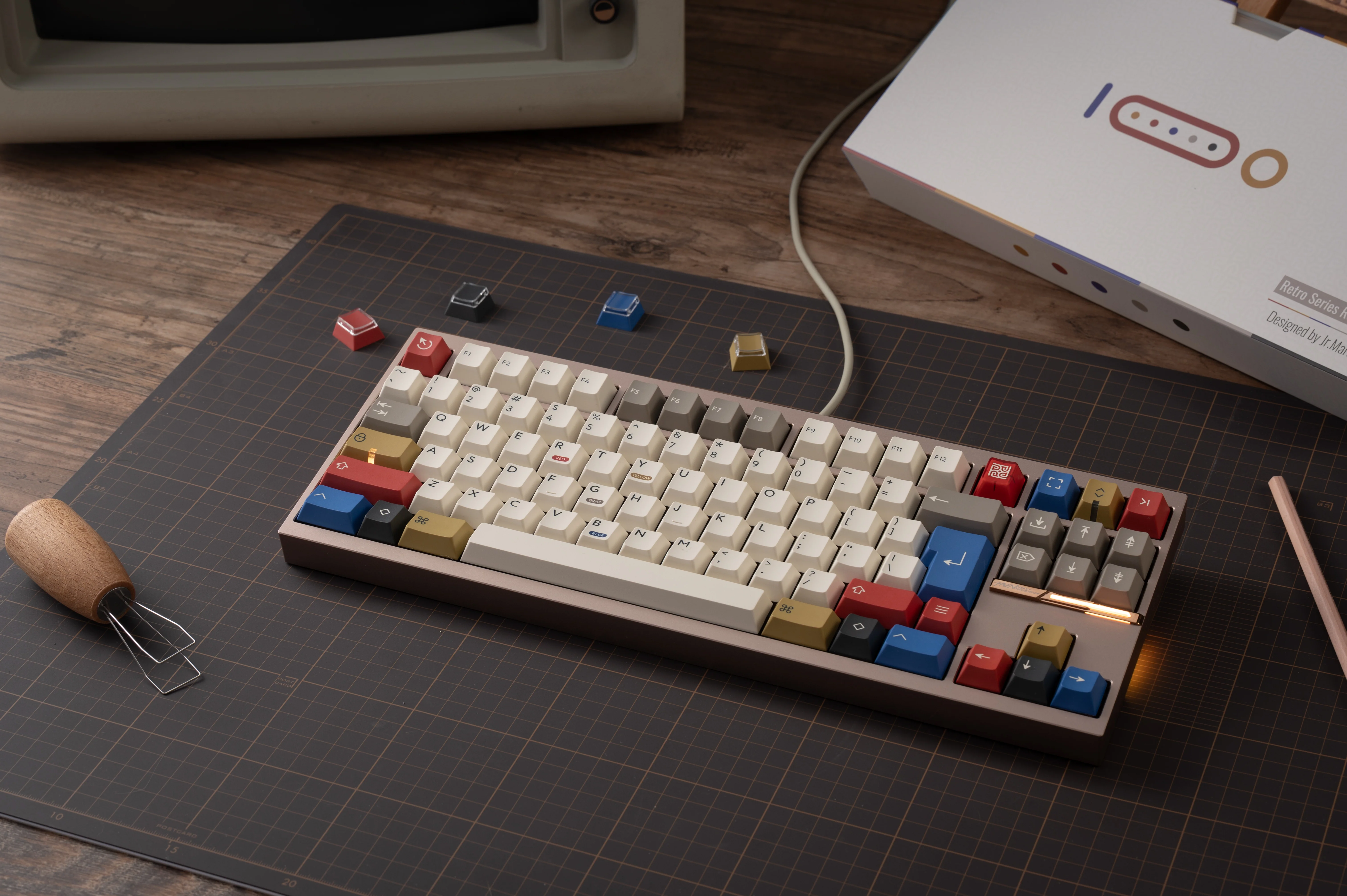 PBTfans Retro 100 Keycap Set - Image 6