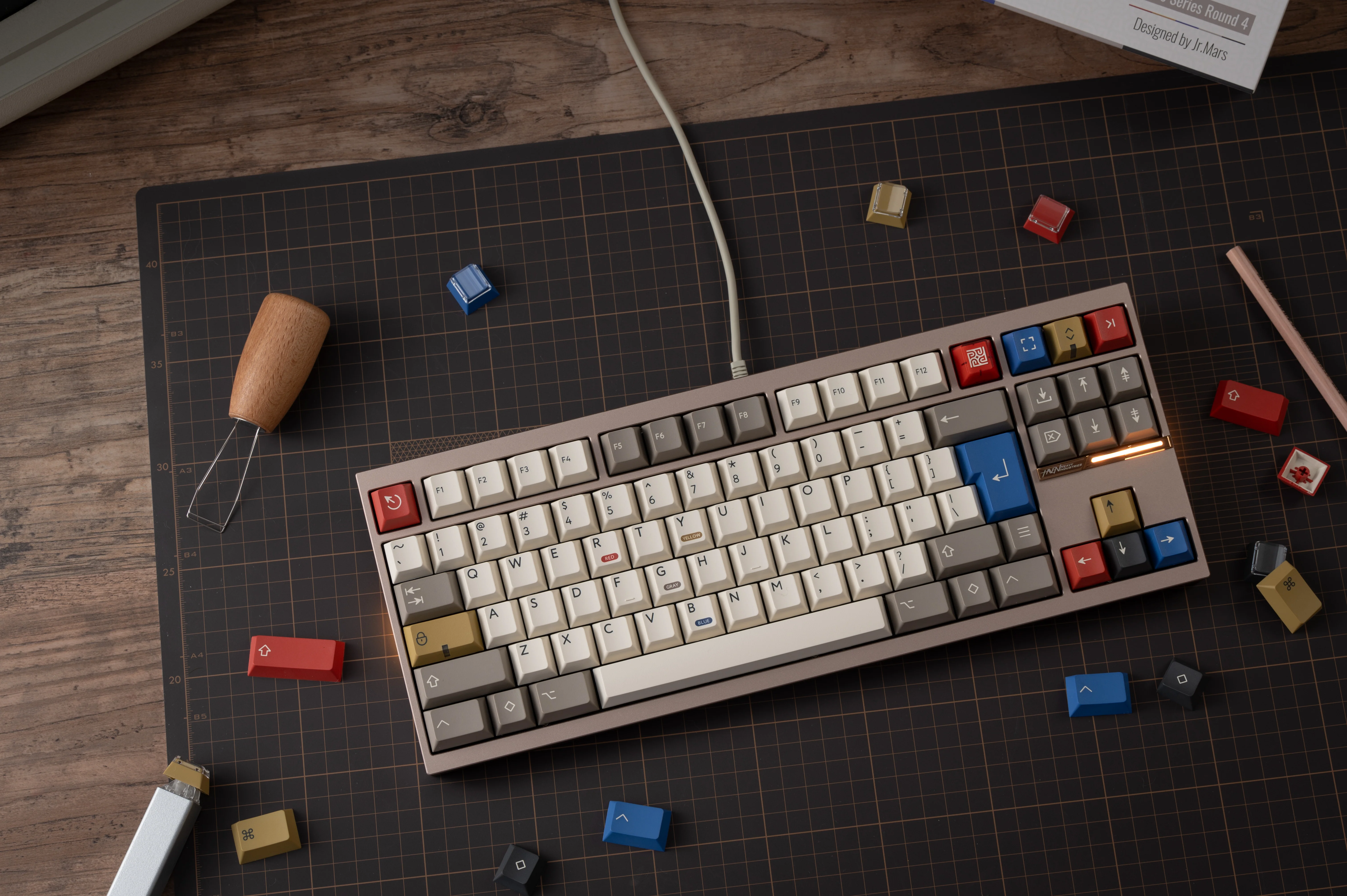 PBTfans Retro 100 Keycap Set - Image 7