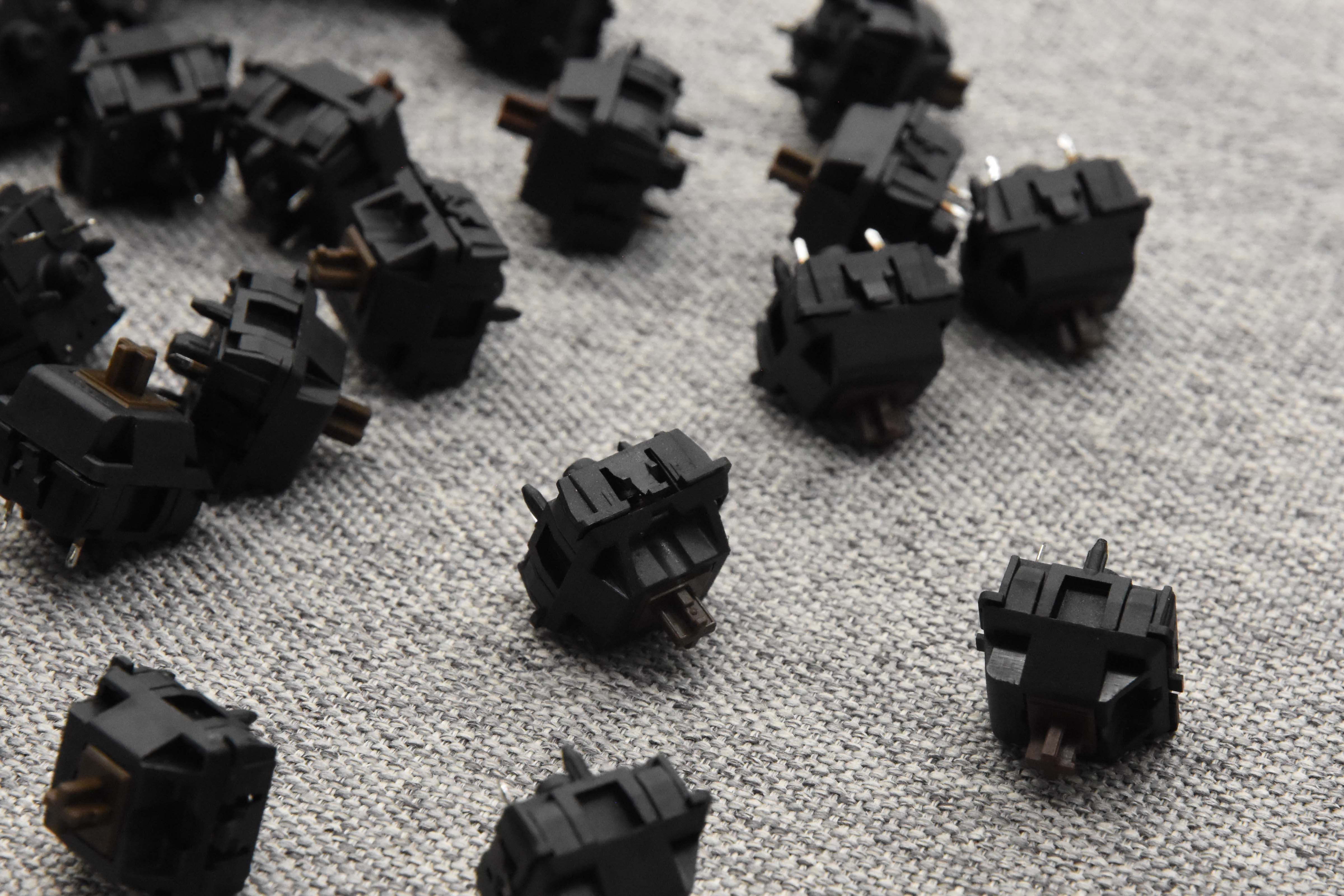 PRE-RETOOLED AND VINTAGE CHERRY MX BLACK SWITCHES (110PCS) - Image 20