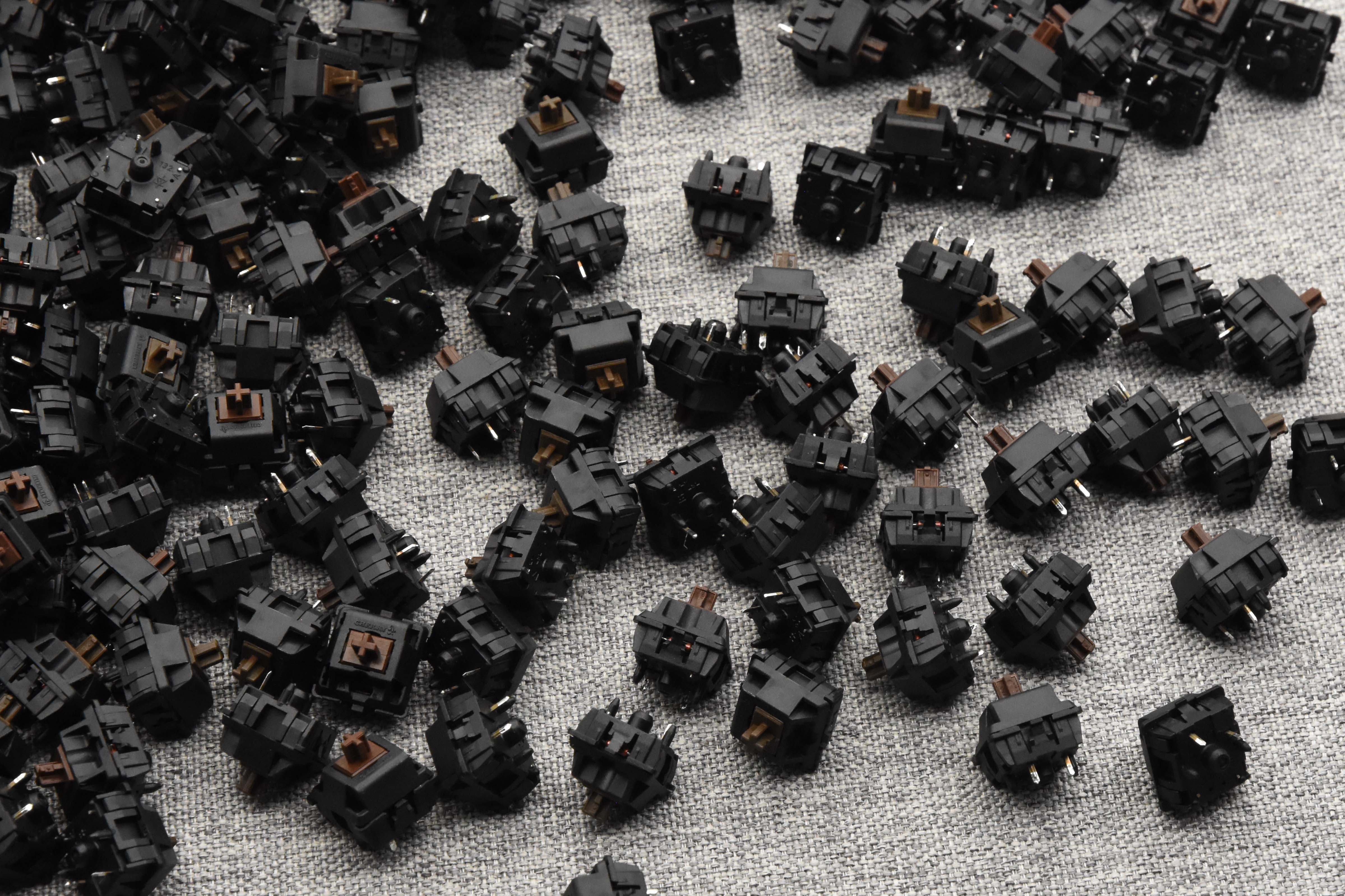 PRE-RETOOLED AND VINTAGE CHERRY MX BLACK SWITCHES (110PCS) - Image 22