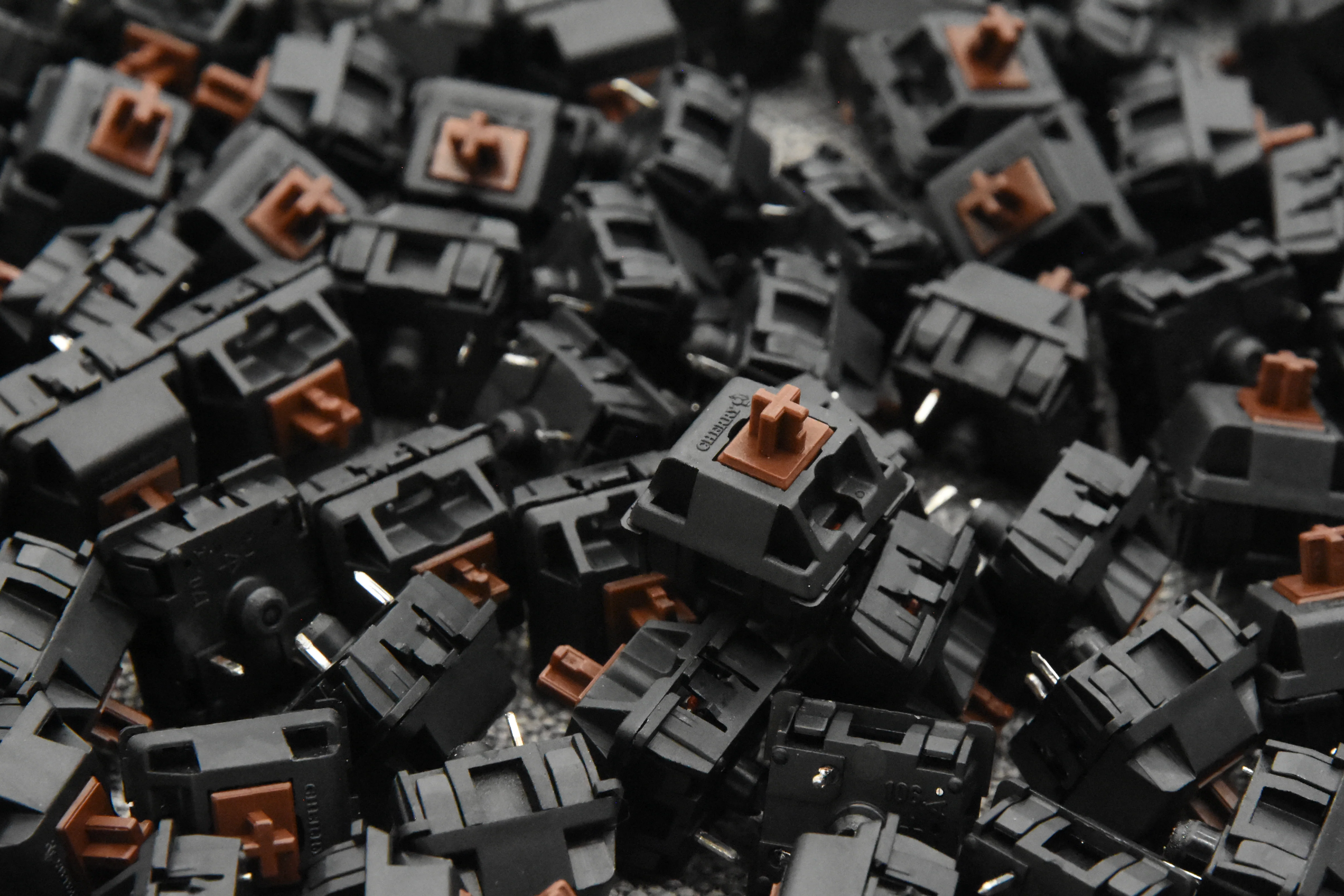 PRE-RETOOLED AND VINTAGE CHERRY MX BLACK SWITCHES (110PCS) - Image 28
