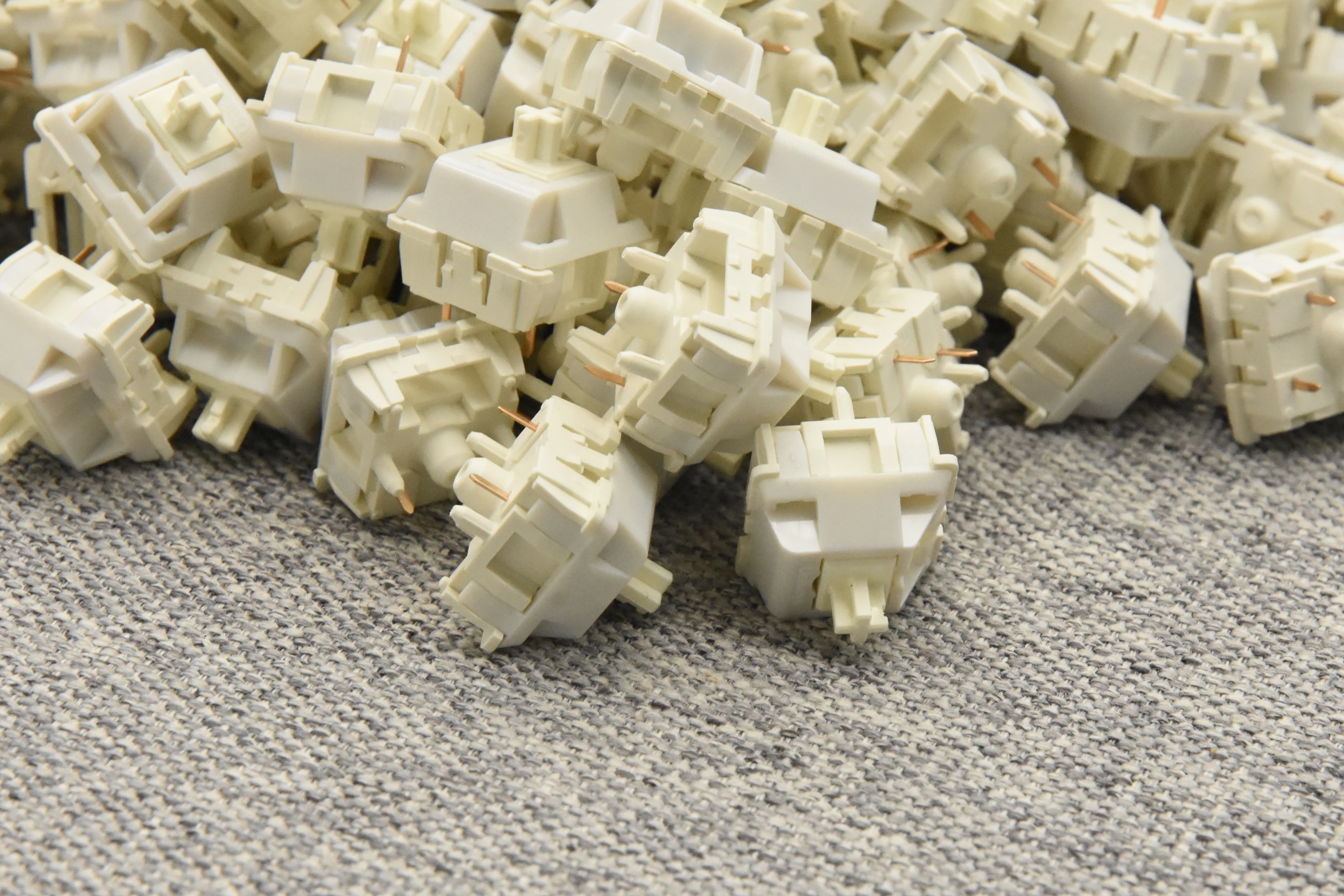 UNIKEYS X BSUN UDON LINEAR SWITCH FACTORY LUBED (10PCS) - Image 4