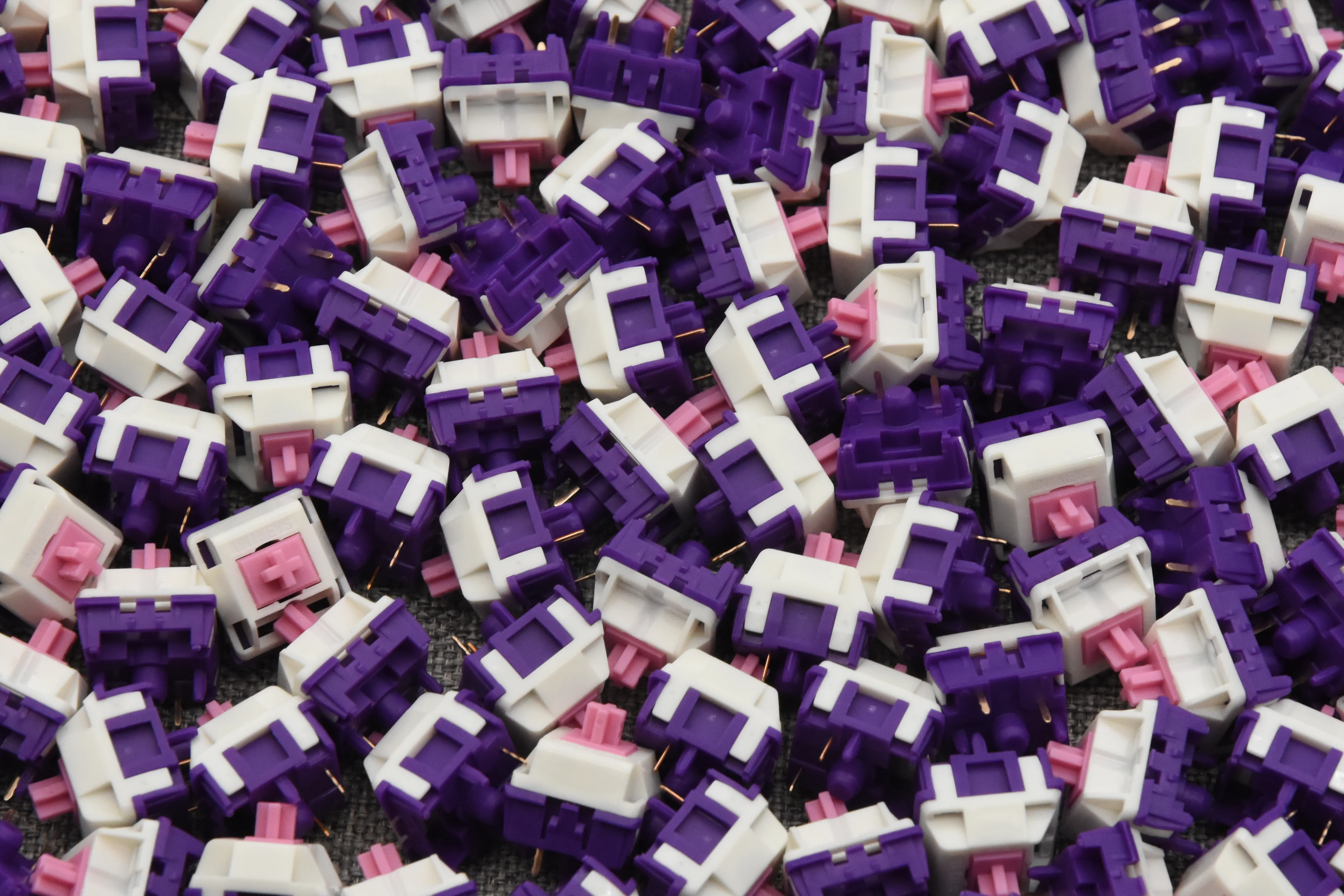 UNIKEYS X HMX PURPLE DAWN LINEAR SWITCH FACTORY LUBED EDITION (10PCS) - Image 10