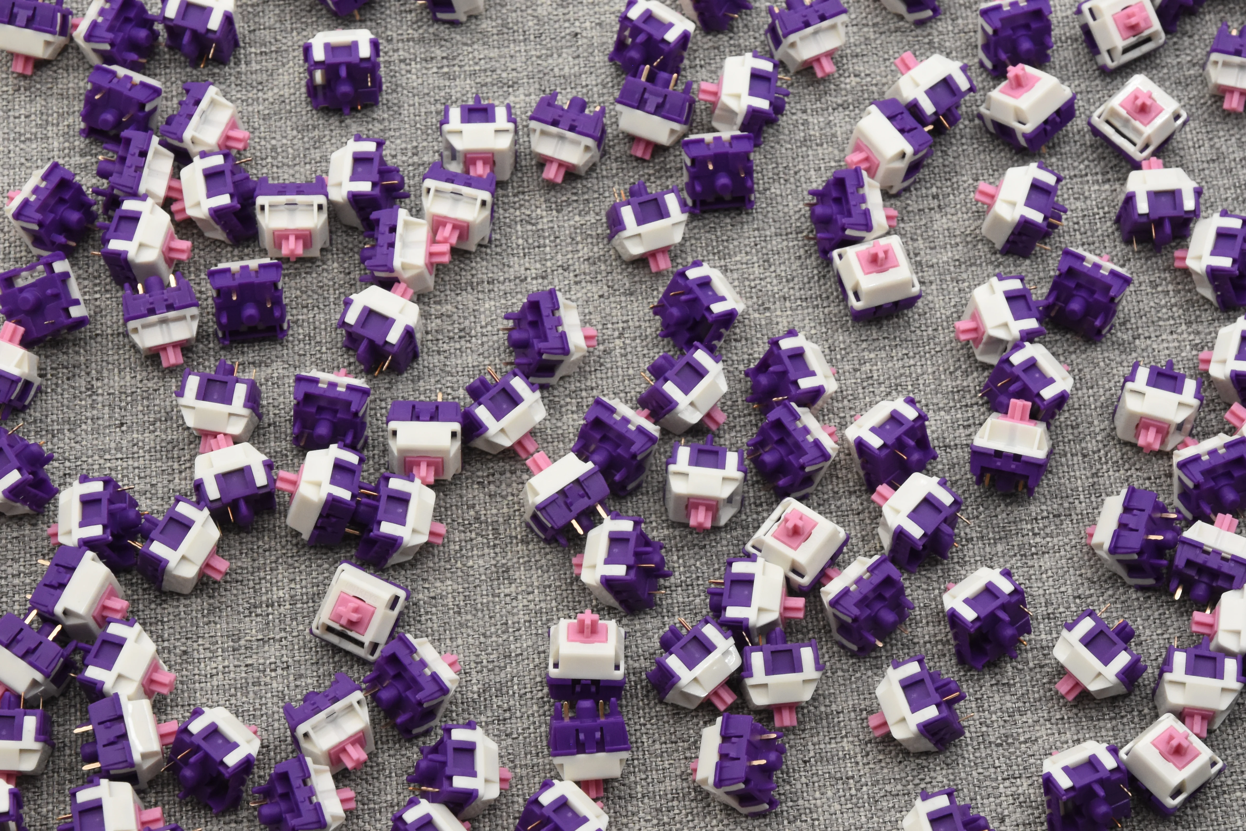UNIKEYS X HMX PURPLE DAWN LINEAR SWITCH FACTORY LUBED EDITION (10PCS) - Image 11