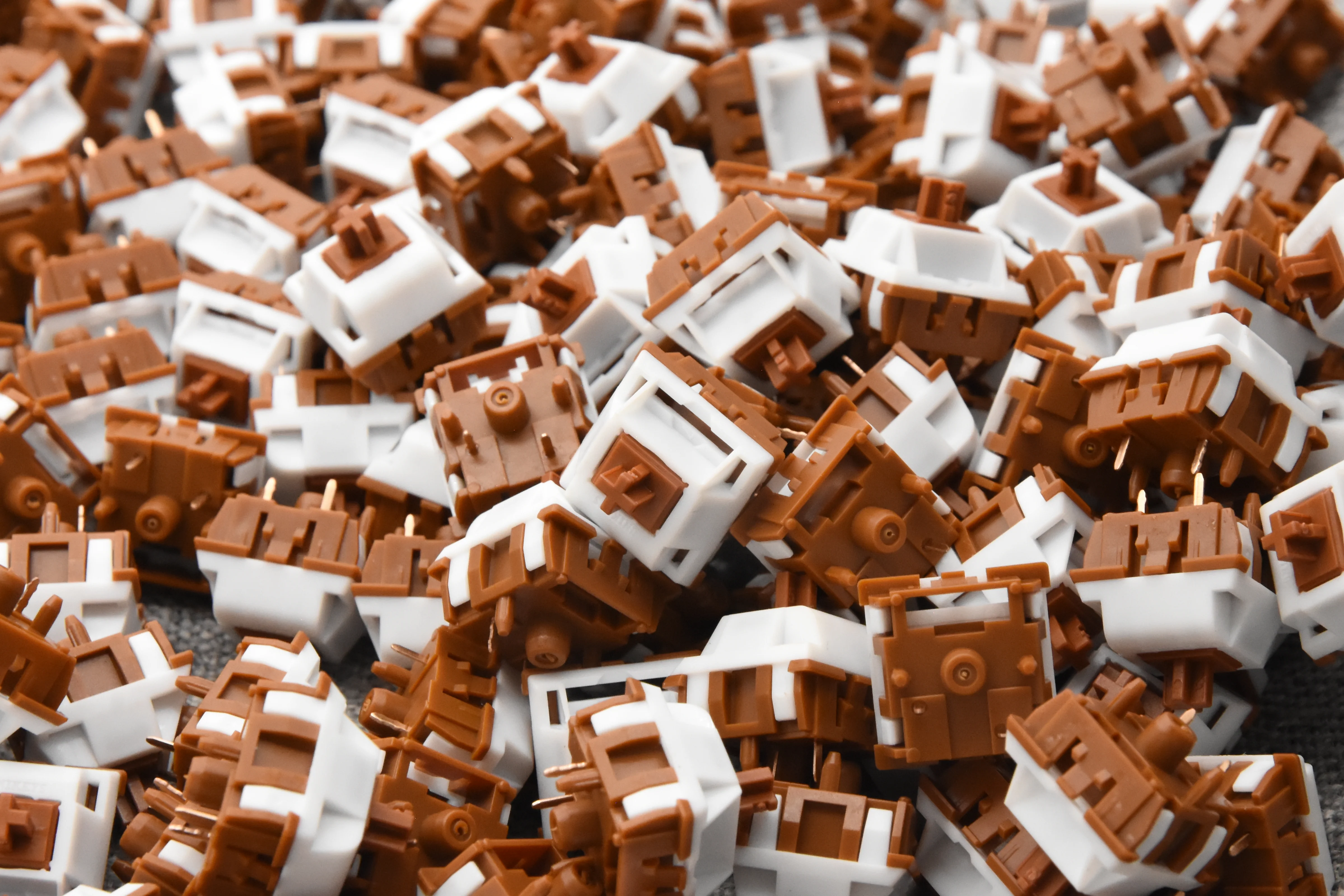UNIKEYS X KEYGEEK UNI LINEAR SWITCH FACTORY LUBED EDITION (10PCS) - Image 8