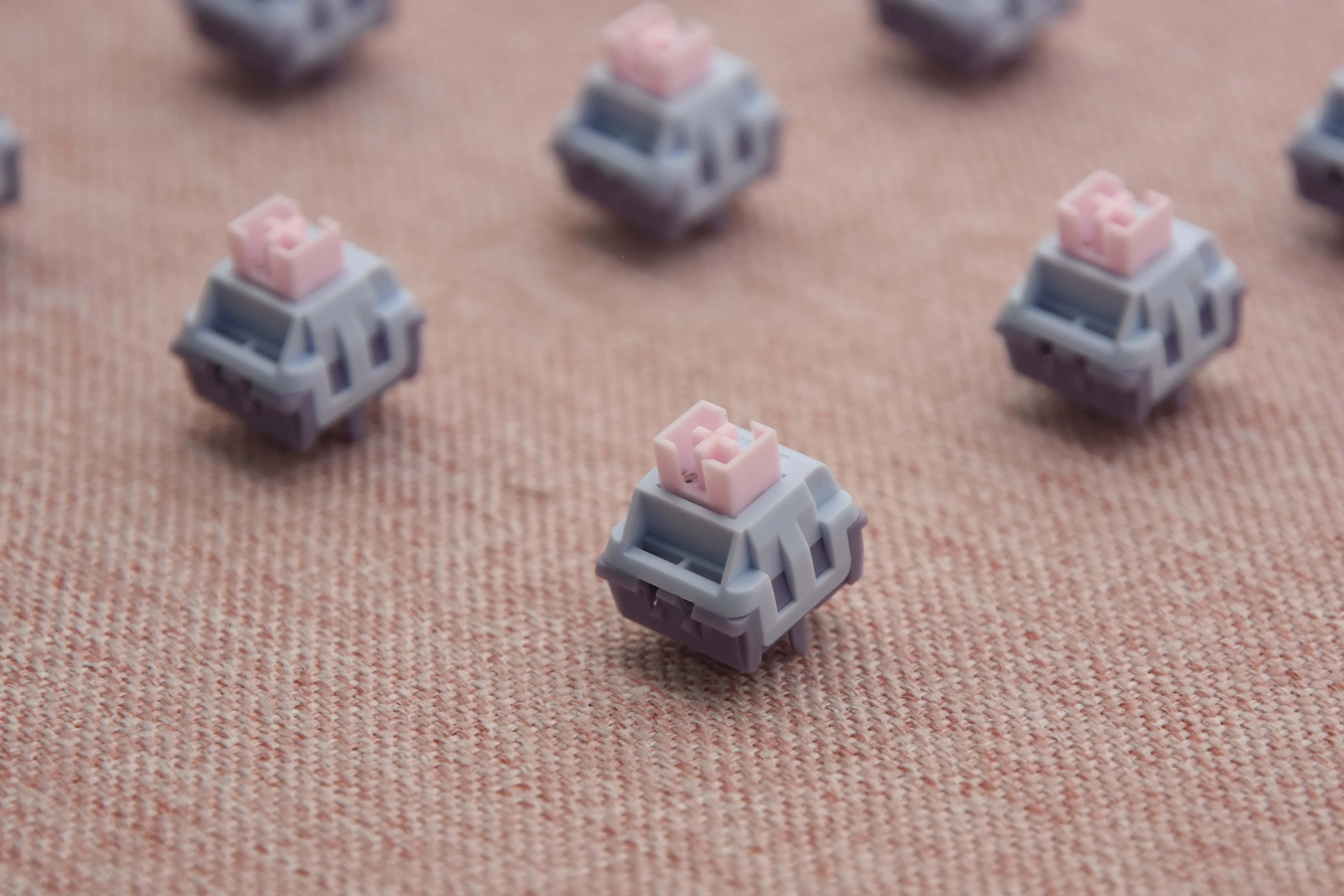 WEKT LUCY R5 Silent Linear Switch Factory Lubed (10PCS) - Image 11