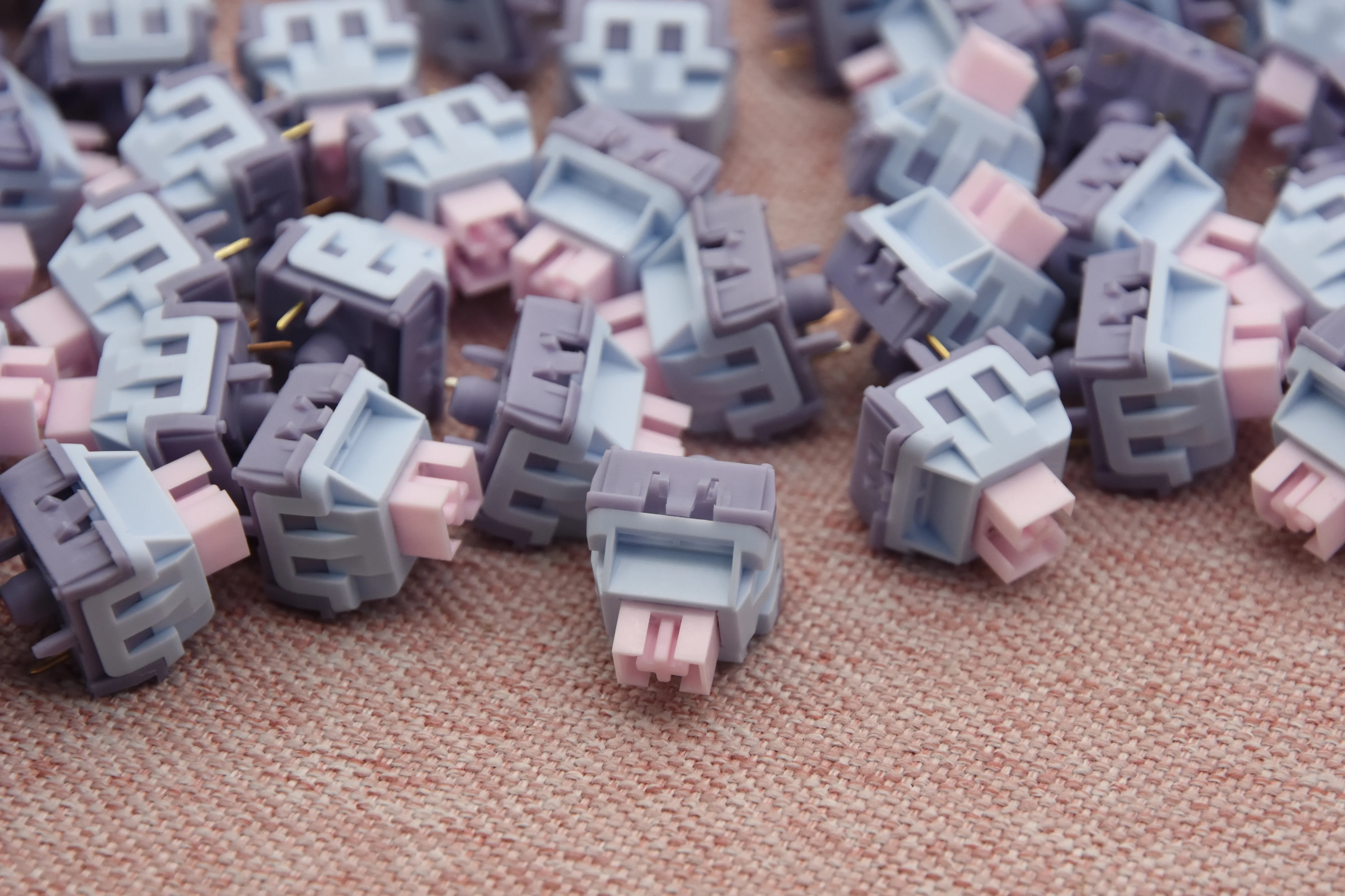 WEKT LUCY R5 Silent Linear Switch Factory Lubed (10PCS) - Image 6