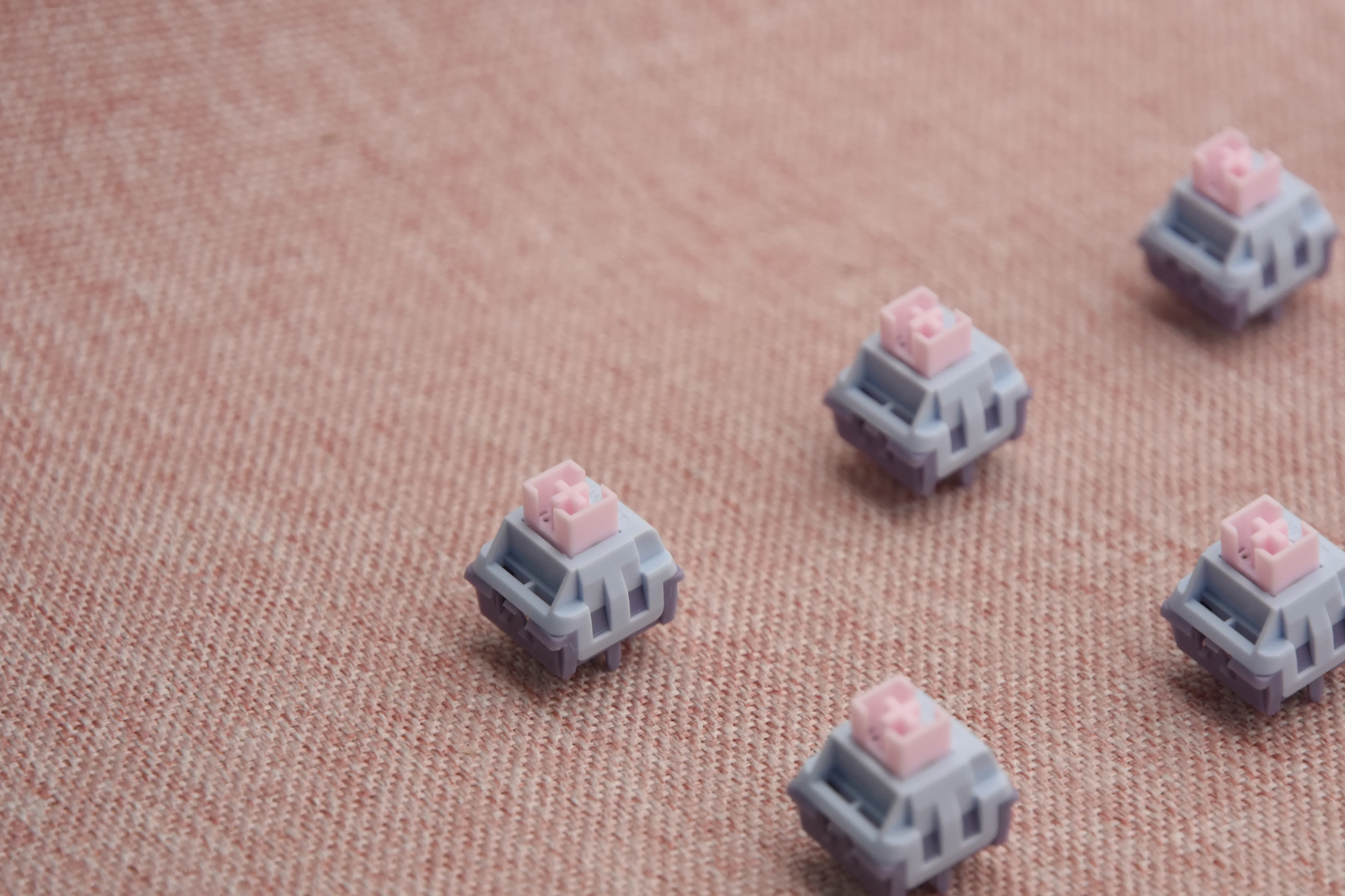 WEKT LUCY R5 Silent Linear Switch Factory Lubed (10PCS) - Image 8