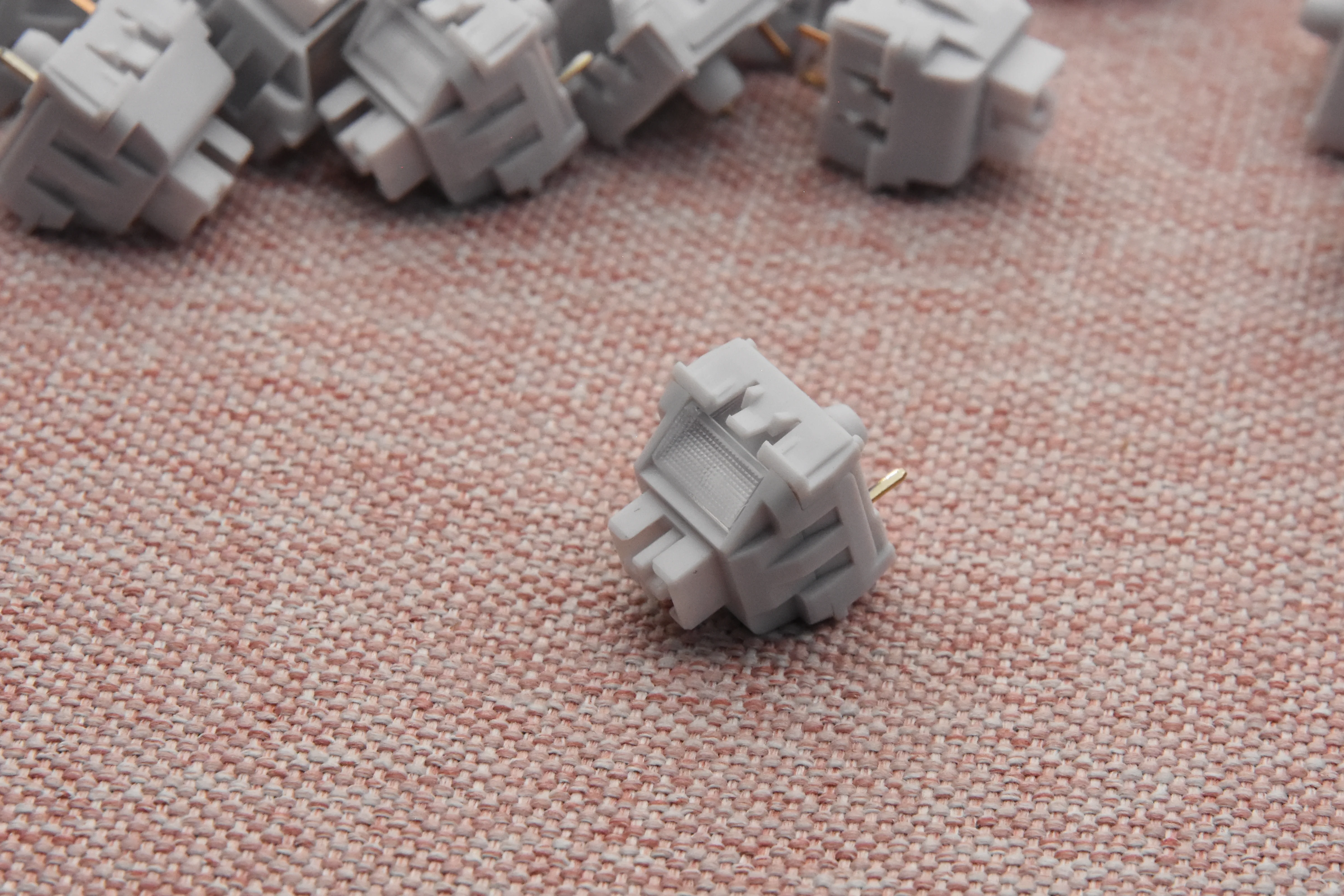 WEKT WILD GARDENIA LINEAR SWITCH FACTORY LUBED (10PCS) - Image 6