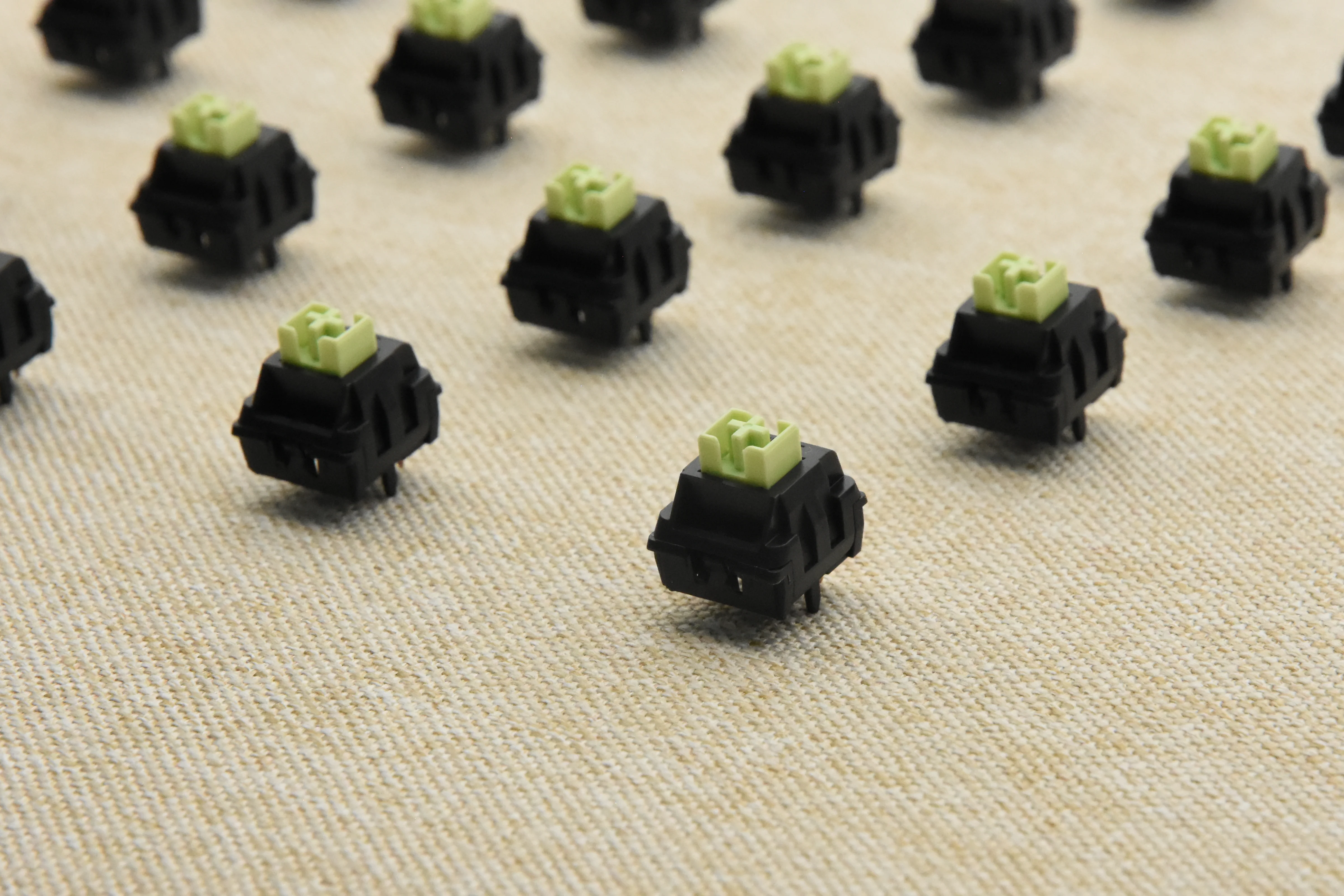 WEKT XCJZ GREEN MUSTARD W LINEAR SWITCH FACTORY LUBED (10 PCS) - Image 10