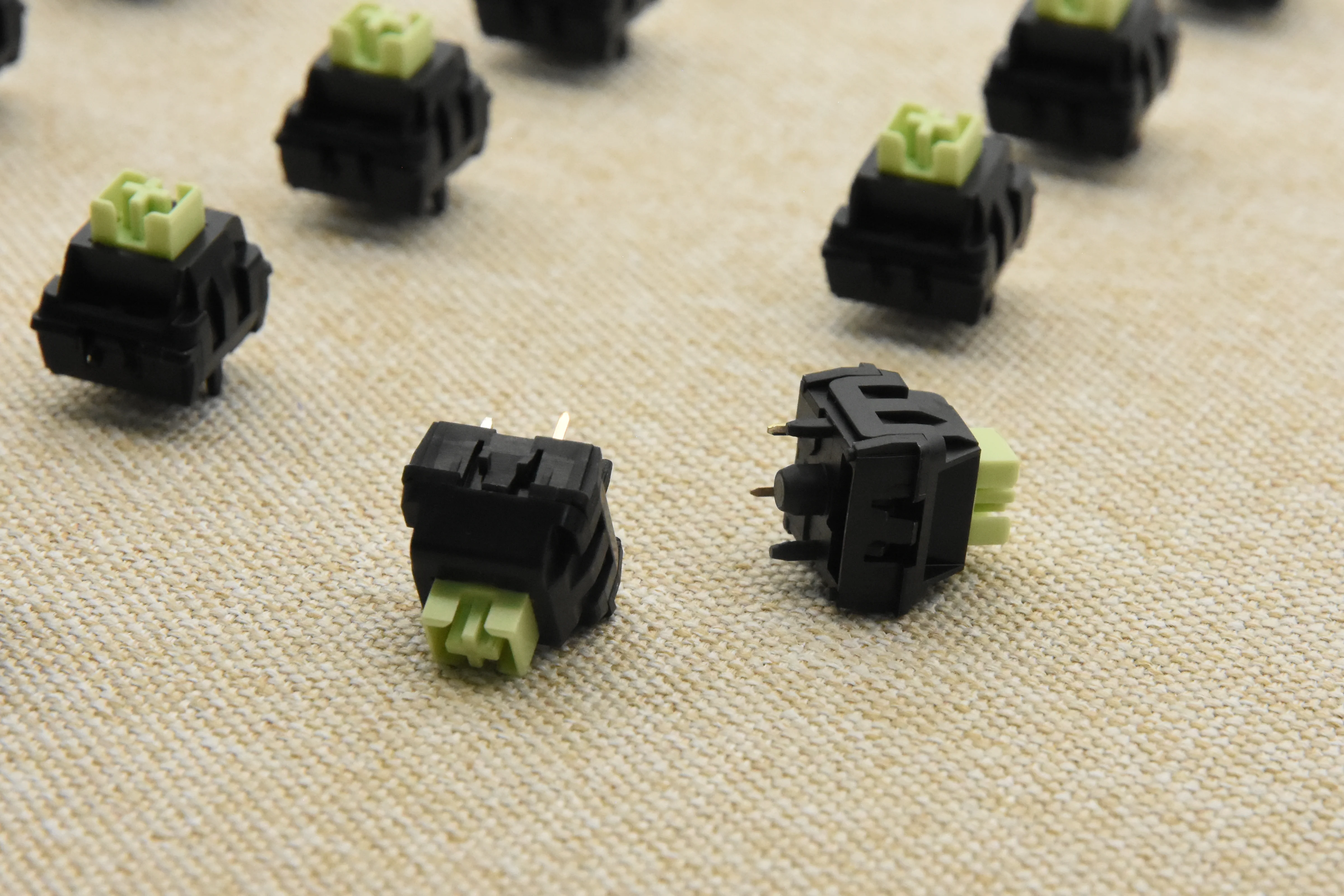 WEKT XCJZ GREEN MUSTARD W LINEAR SWITCH FACTORY LUBED (10 PCS) - Image 11