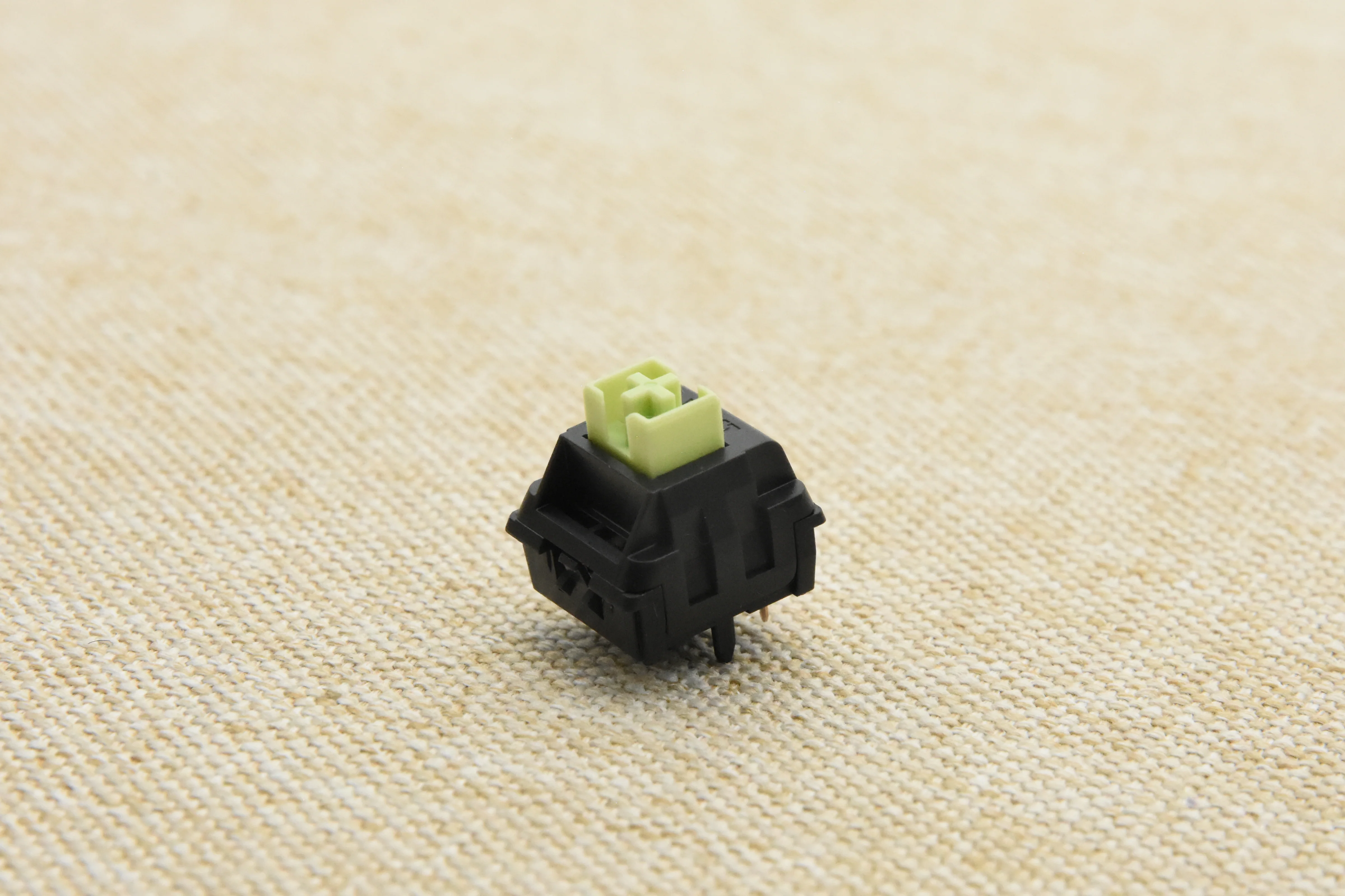 WEKT XCJZ GREEN MUSTARD W LINEAR SWITCH FACTORY LUBED (10 PCS) - Image 3