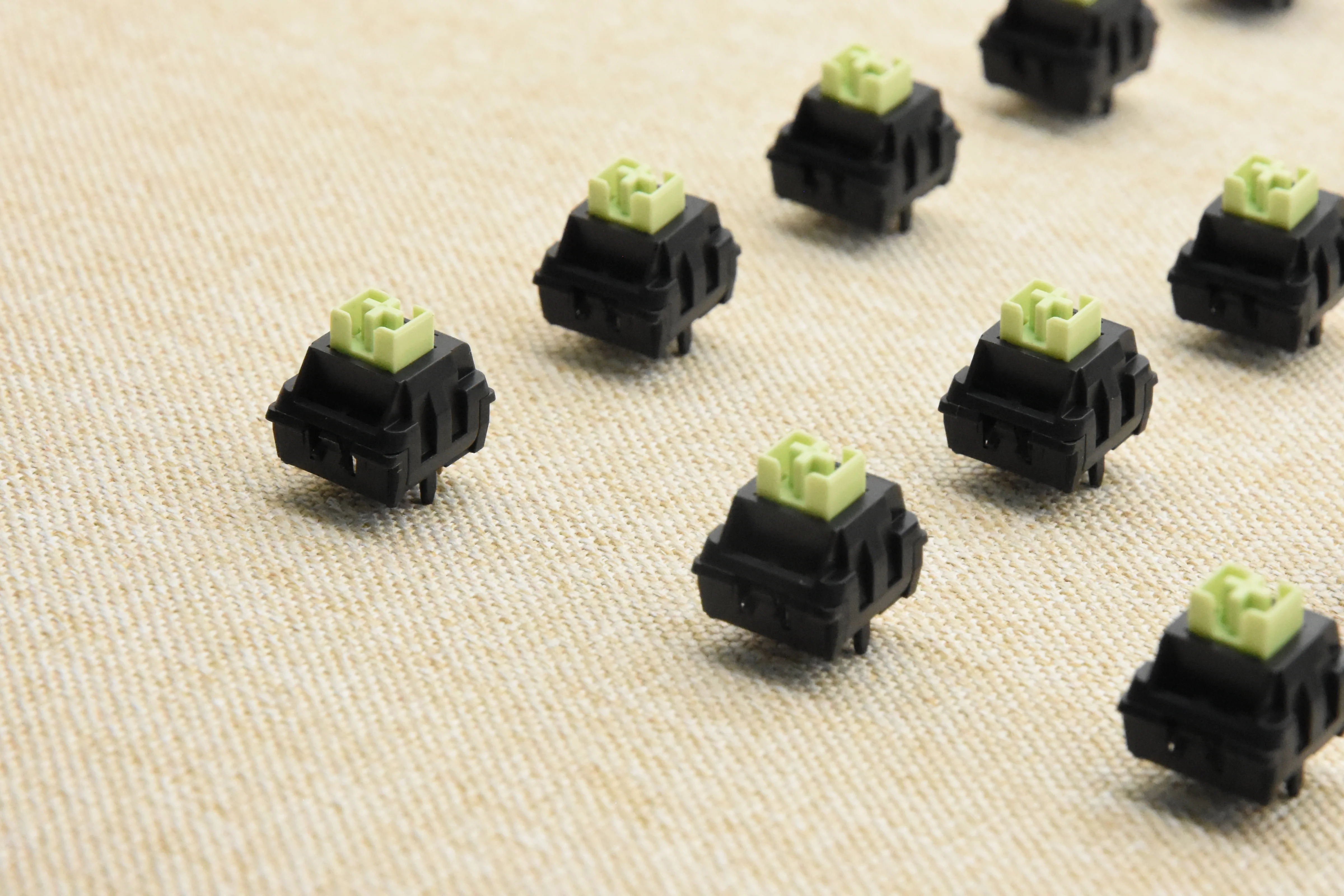 WEKT XCJZ GREEN MUSTARD W LINEAR SWITCH FACTORY LUBED (10 PCS) - Image 5