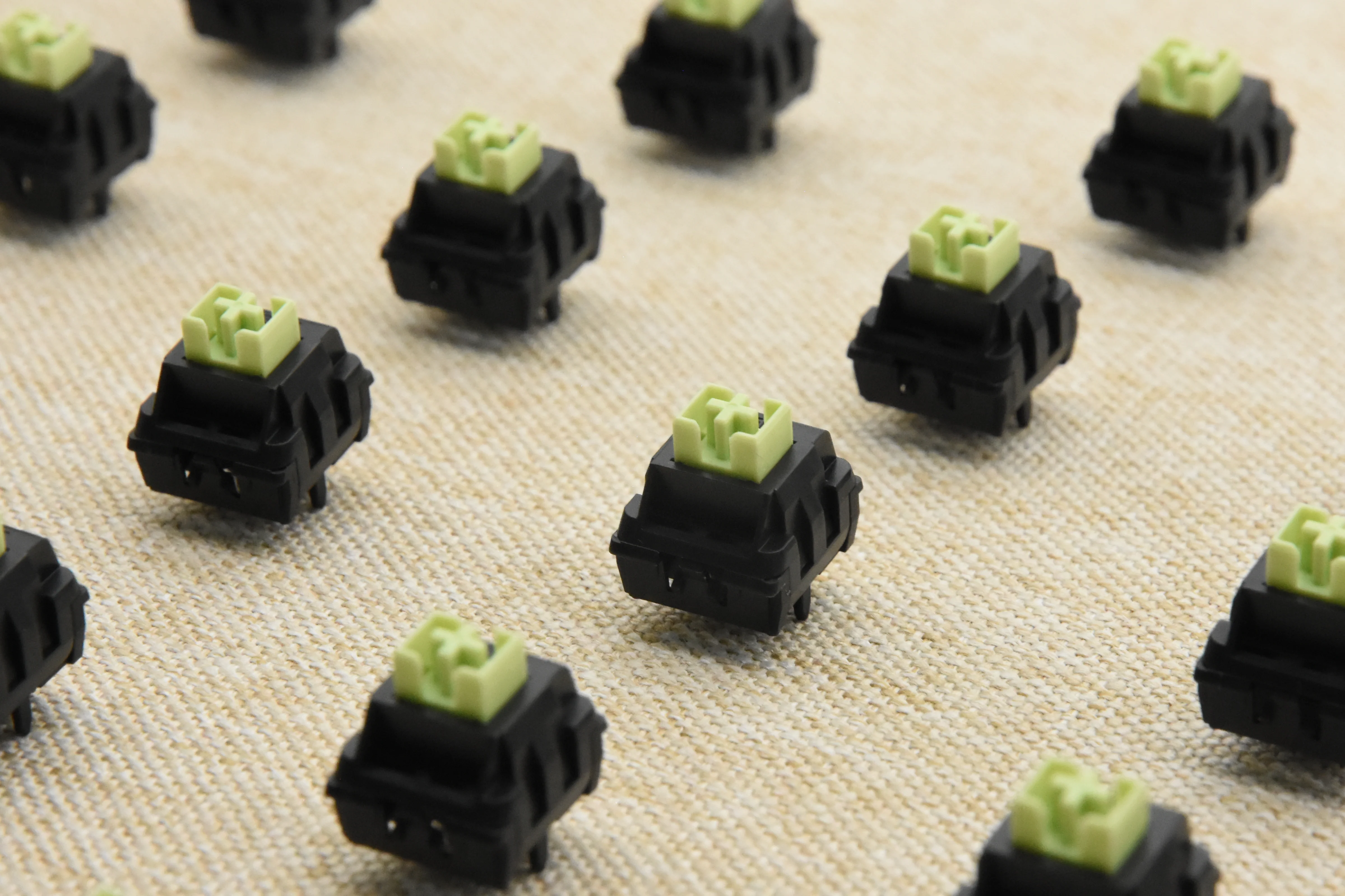 WEKT XCJZ GREEN MUSTARD W LINEAR SWITCH FACTORY LUBED (10 PCS) - Image 7