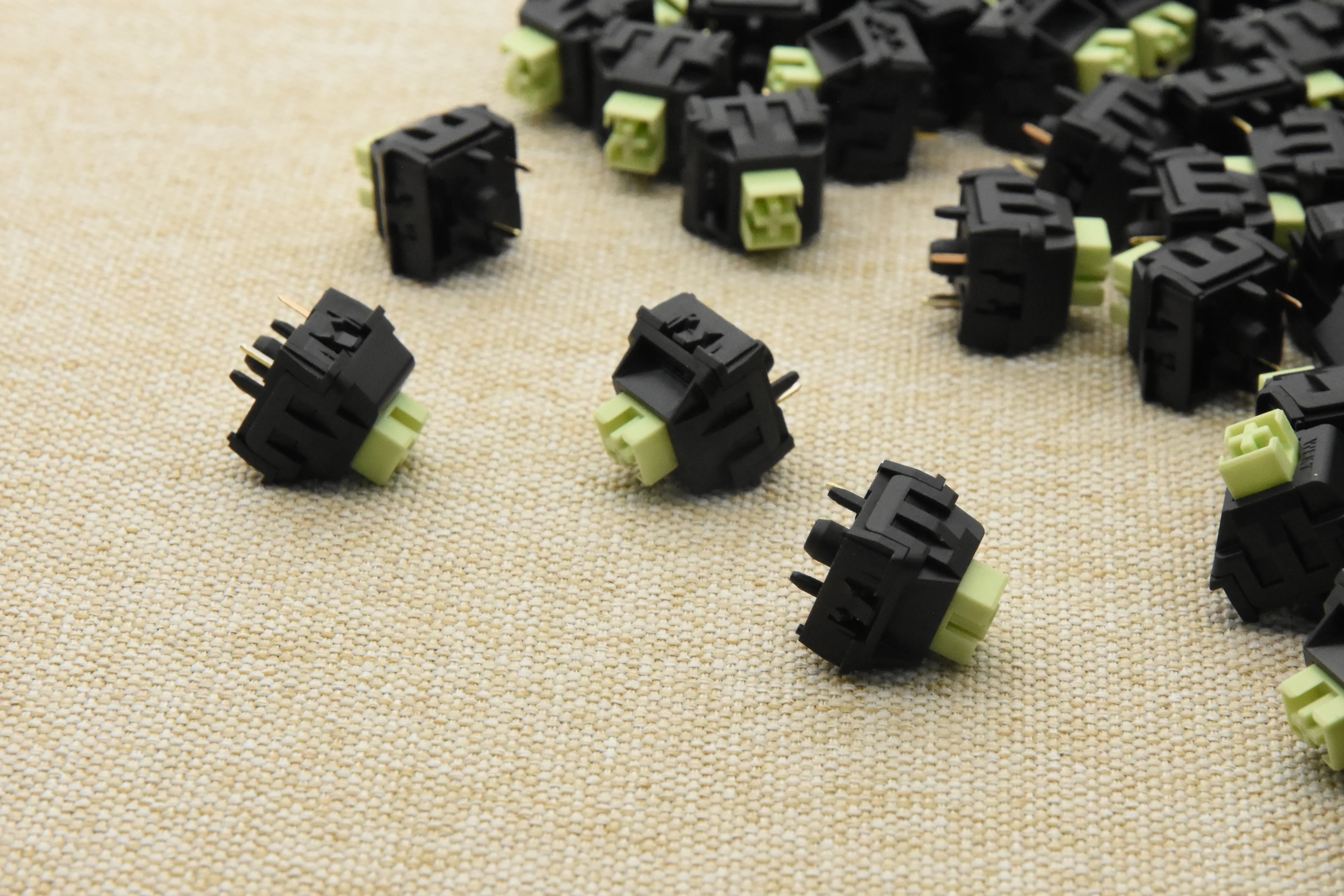 WEKT XCJZ GREEN MUSTARD W LINEAR SWITCH FACTORY LUBED (10 PCS) - Image 9