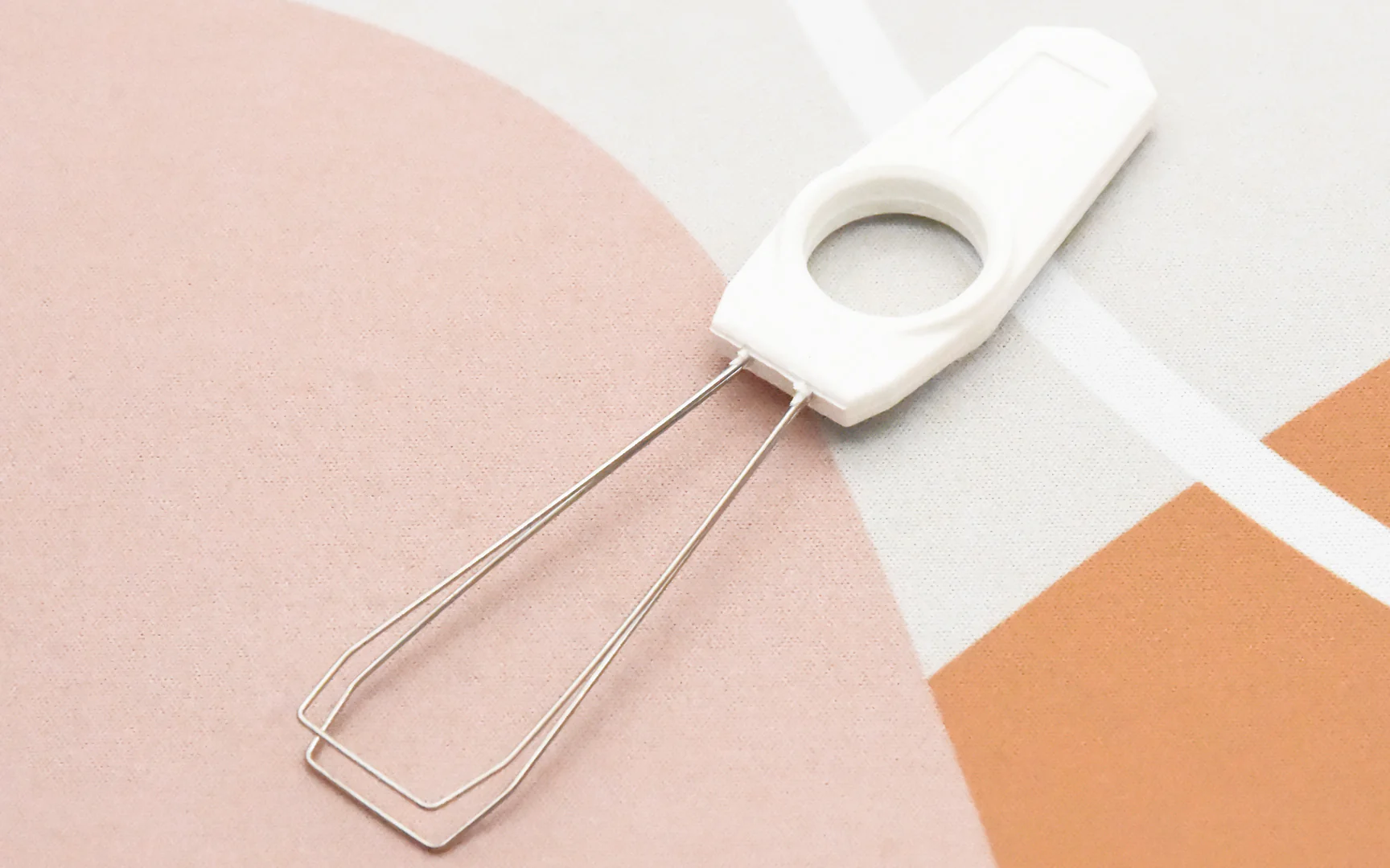 WHITE KEYCAP PULLER - Image 4