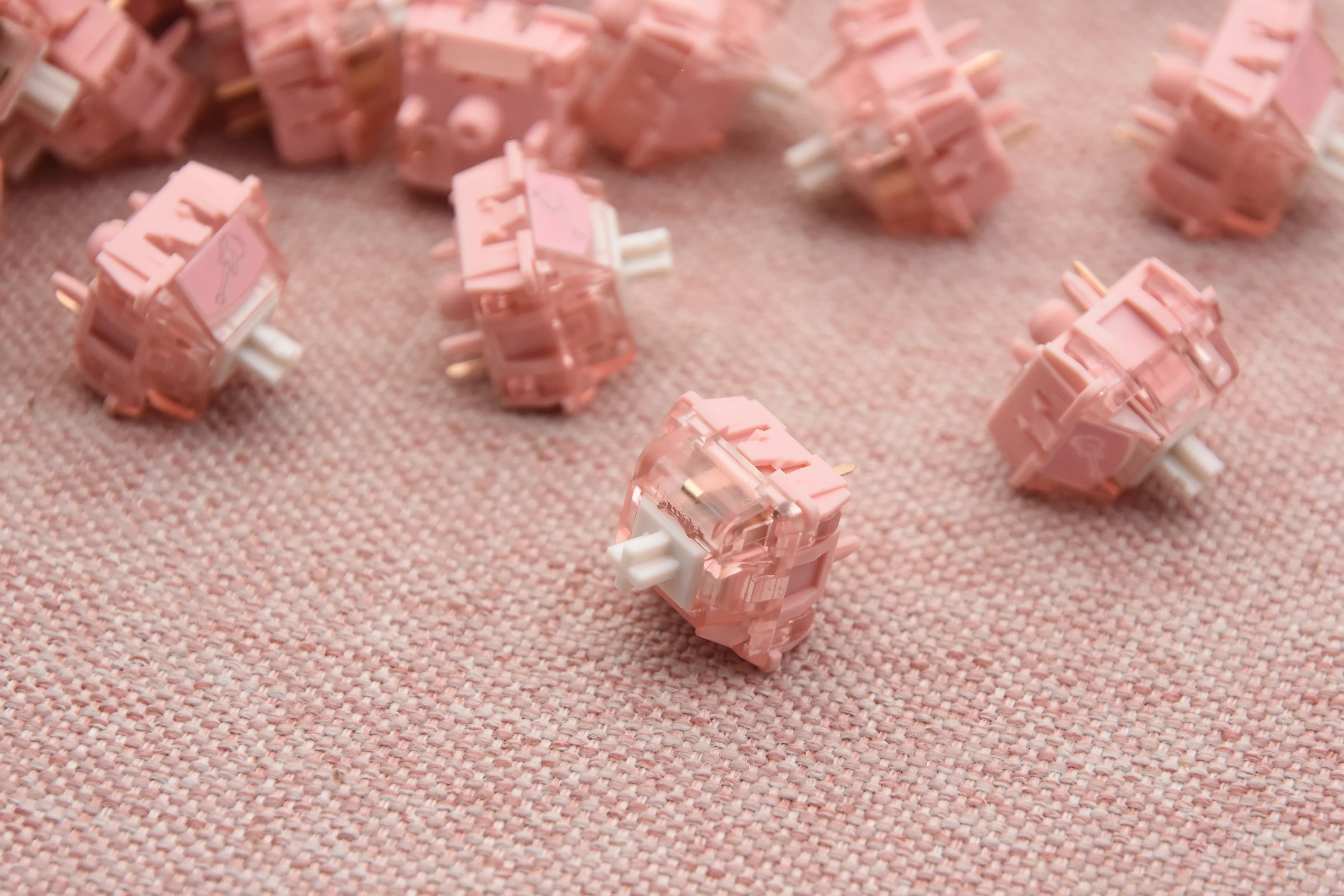 WINGTREE ANON LINEAR SWITCH FACTORY LUBED (10PCS) - Image 3