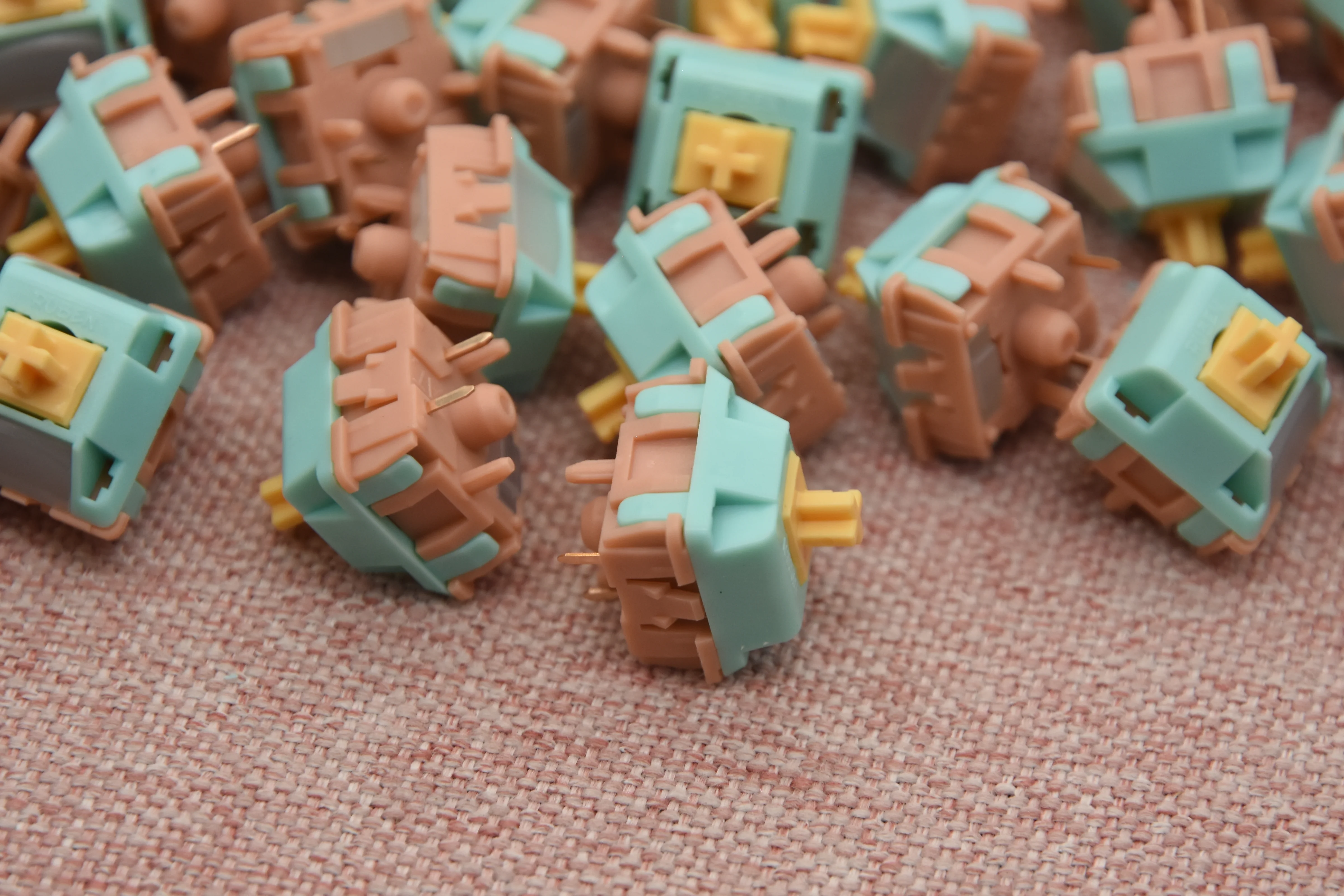 WINGTREE CORAL LINEAR SWITCH FACTORY LUBED (10PCS) - Image 10