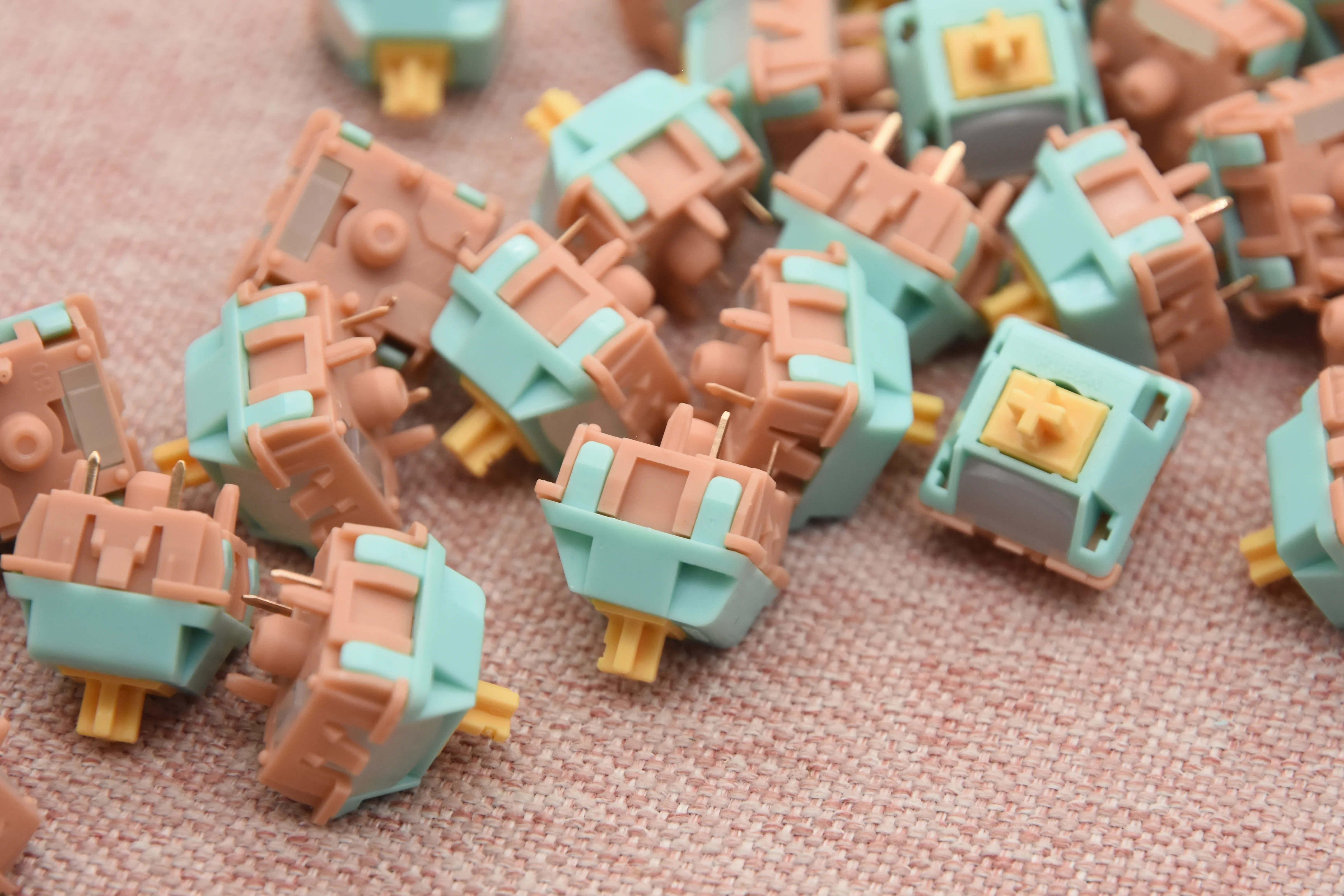 WINGTREE CORAL LINEAR SWITCH FACTORY LUBED (10PCS) - Image 11