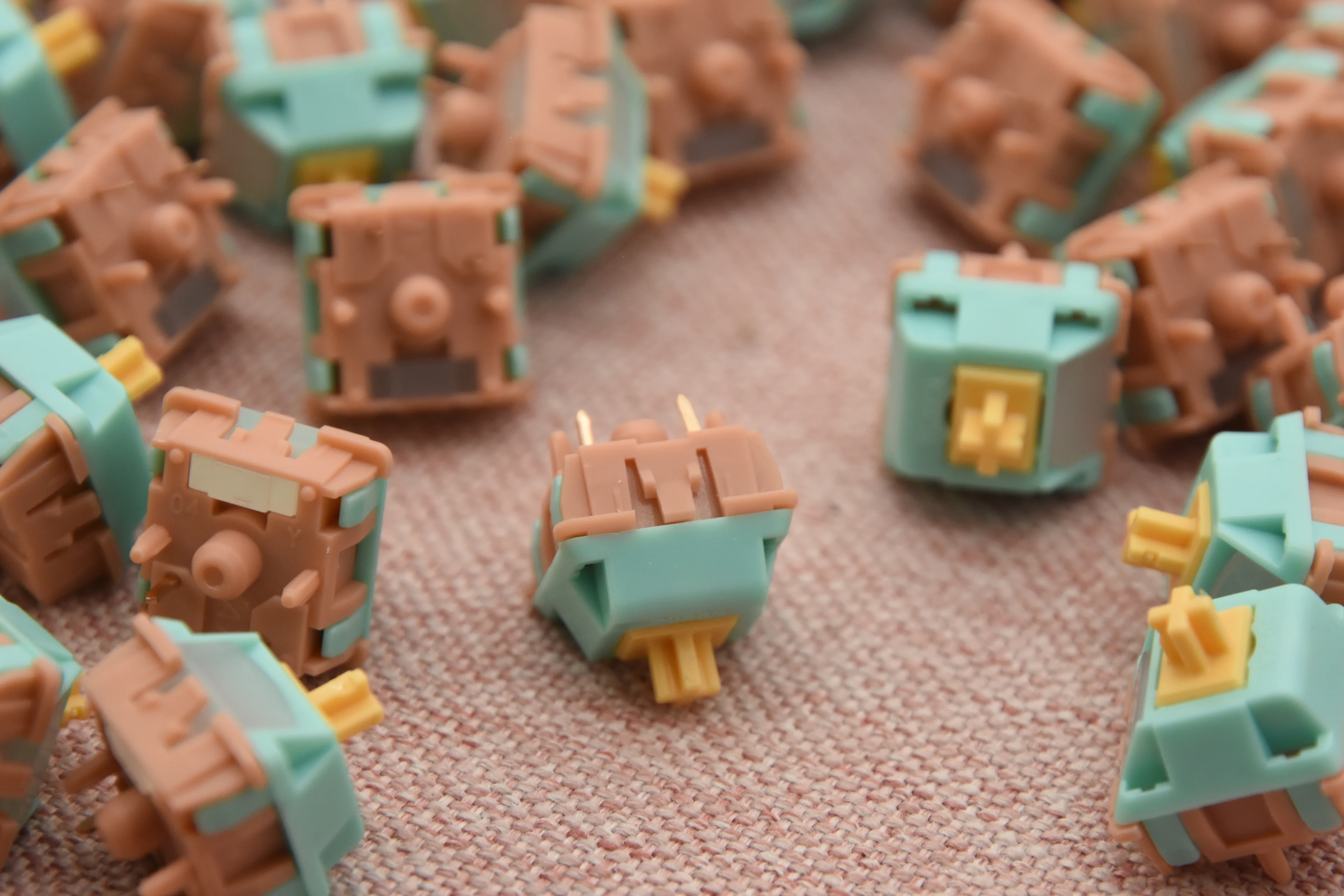 WINGTREE CORAL LINEAR SWITCH FACTORY LUBED (10PCS) - Image 12