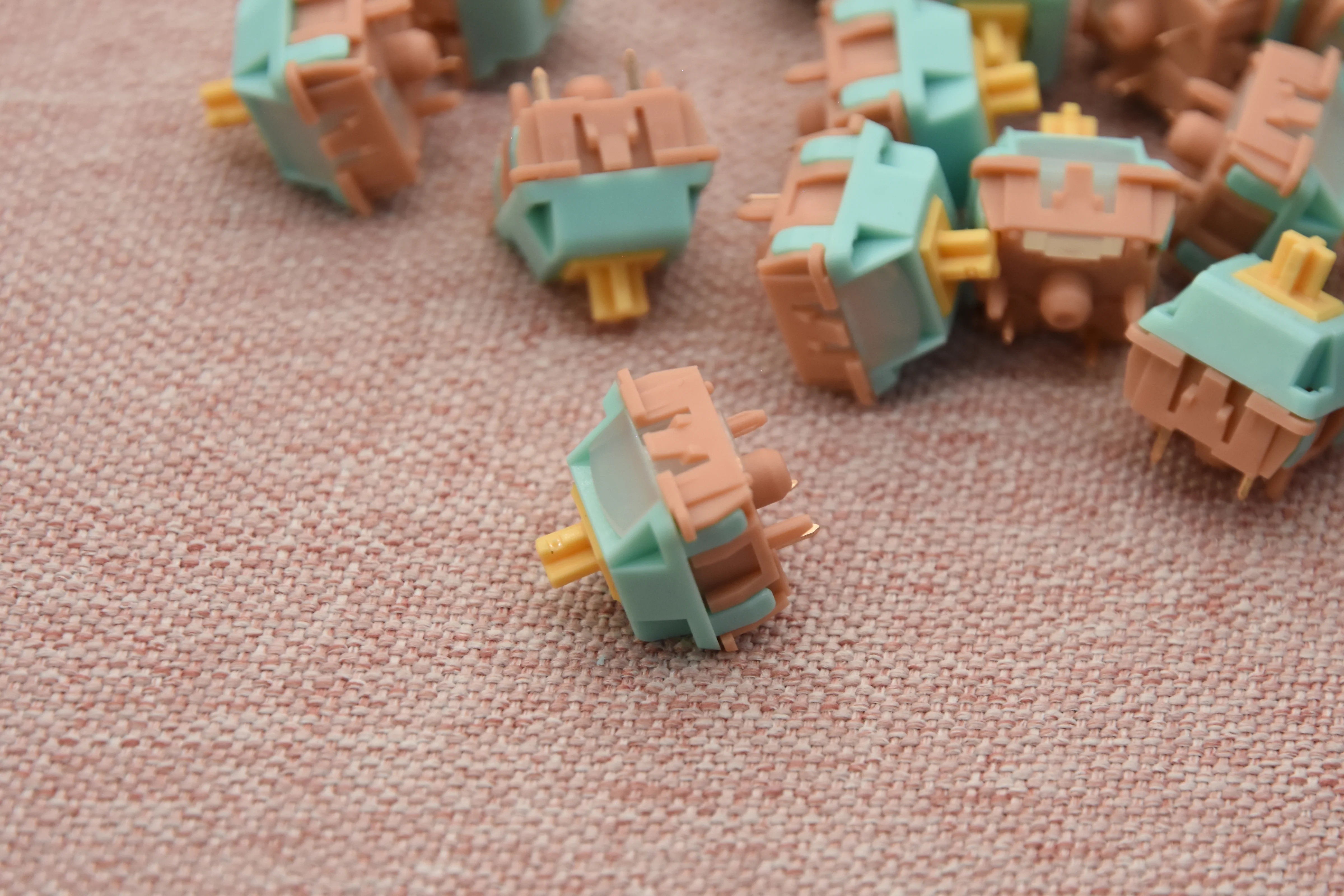 WINGTREE CORAL LINEAR SWITCH FACTORY LUBED (10PCS) - Image 9